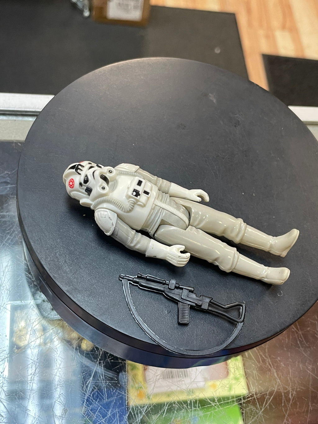 AT AT Driver 7048 (Star Wars Vintage, Kenner) COMPLETE product image 4, provided for visual reference and product detail