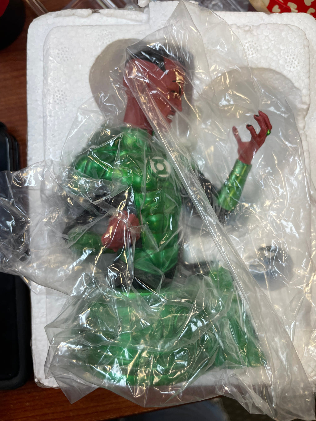 Green Lantern Sinestro Bust (DC Comics, DC Direct, Blackest Night) OPEN BOX product image 11, provided for visual reference