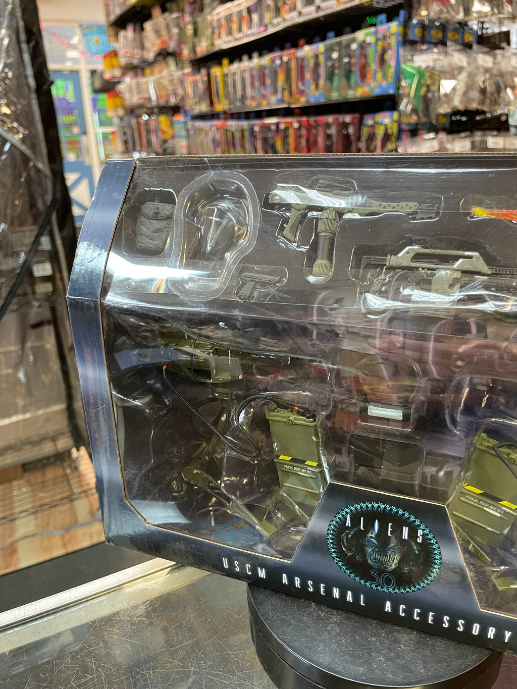 USCM Arsenal Accessory Set (NECA, Aliens) SEALED product image 2, provided for visual reference and product detail review