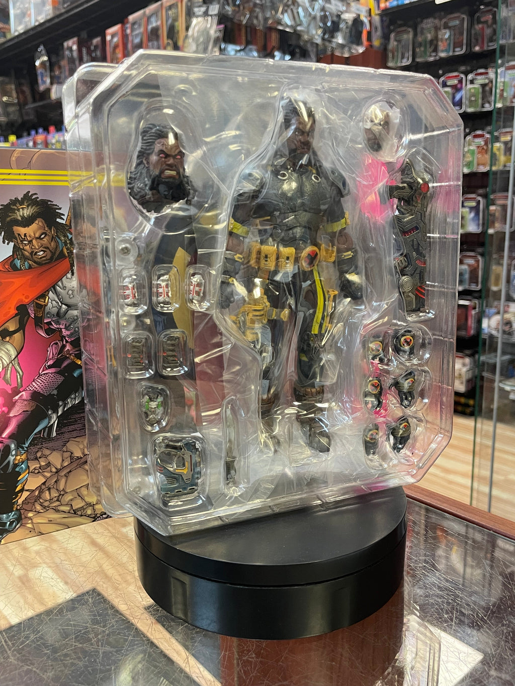 Bishop The Last X-Man One:12 (Marvel, X-Men, Mezco) NEW/OPEN BOX product image 2, provided for visual reference and product