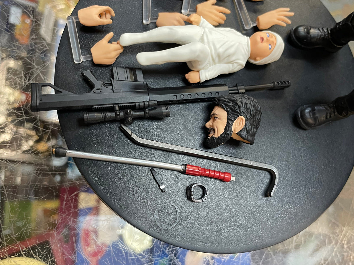 Billy Butcher No.154 (The Boys, Medicom Toy Mafex) INCOMPLETE product image 3, provided for visual reference and product