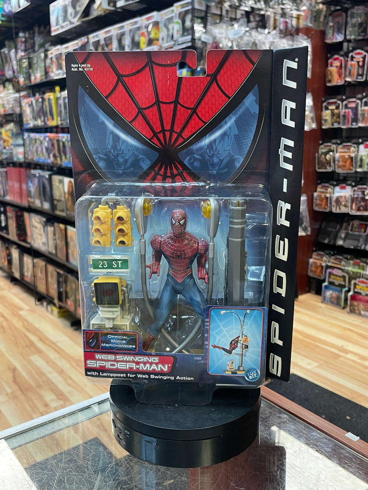 Web Swinging Spider-Man With Lamp Post Series 2 (Vintage Spider-Man, Toy Biz) SEALED product image 1, provided for visual