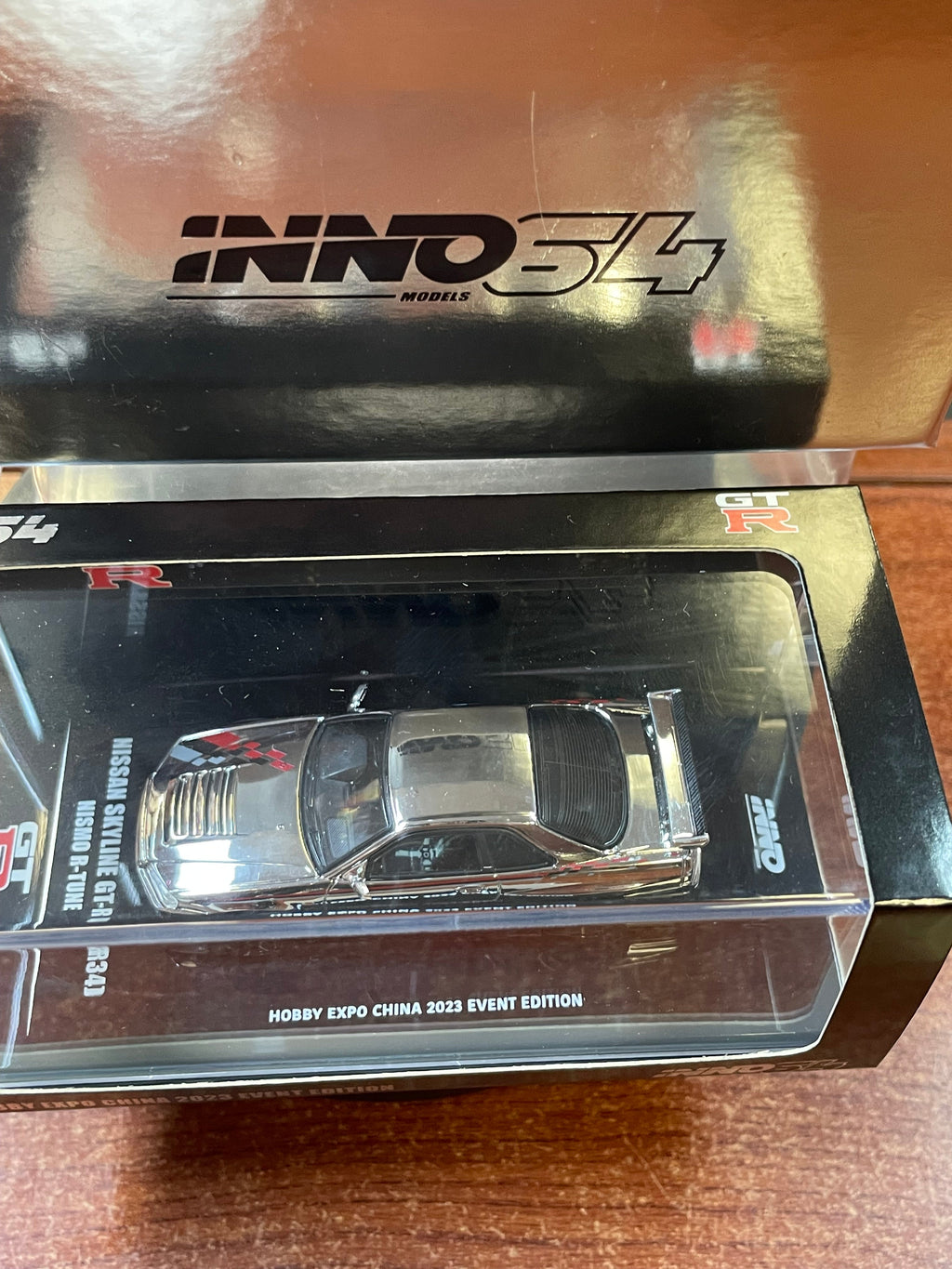 Nissan Skyline GT-R NISMO Chrome (Inno64, Diecast ) **EXCLUSIVE** product image 2, provided for visual reference and product