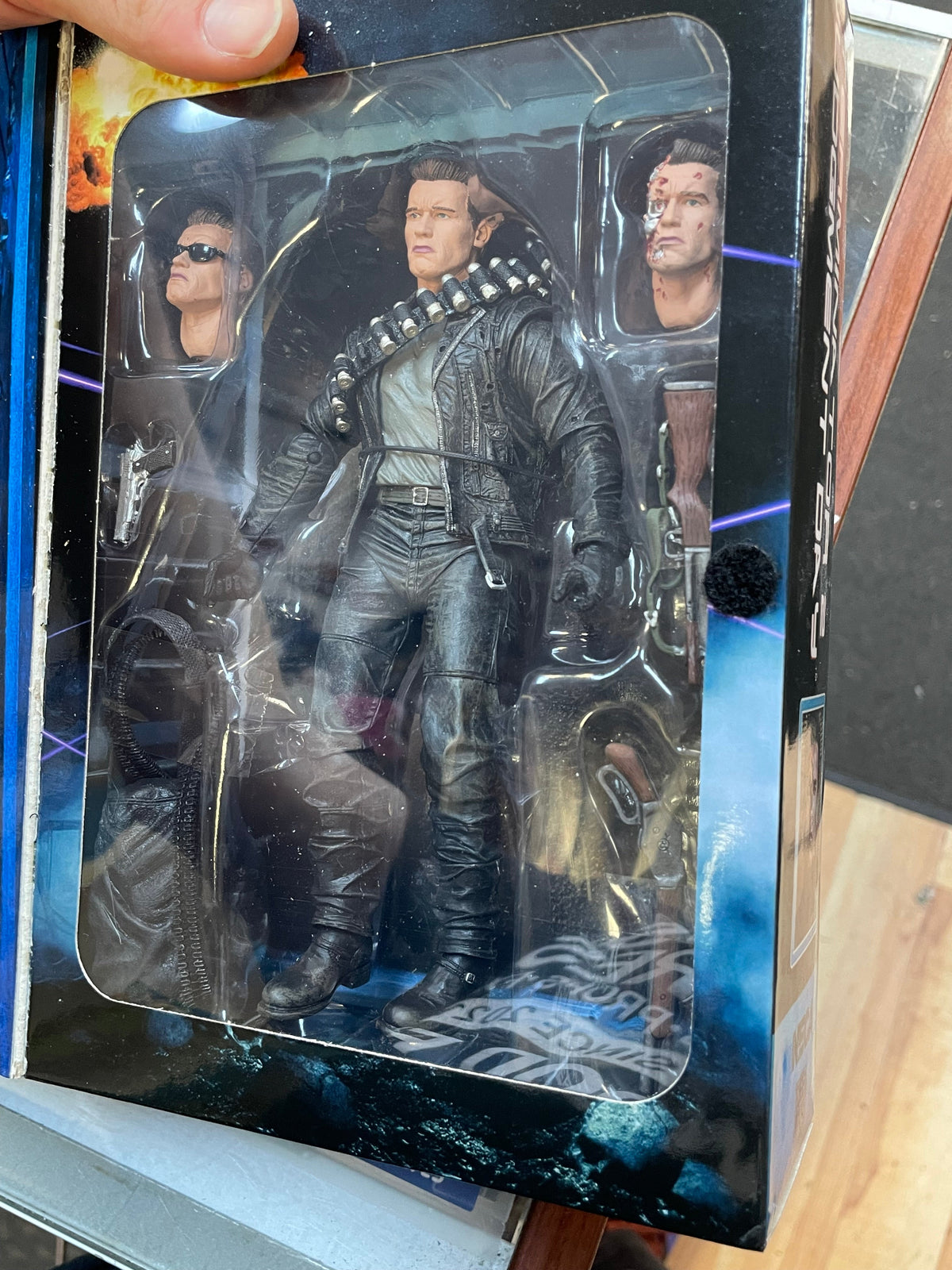 T-800 -Judgement Day- (NECA, Terminator) **SEALED** product image 3, provided for visual reference and product detail review