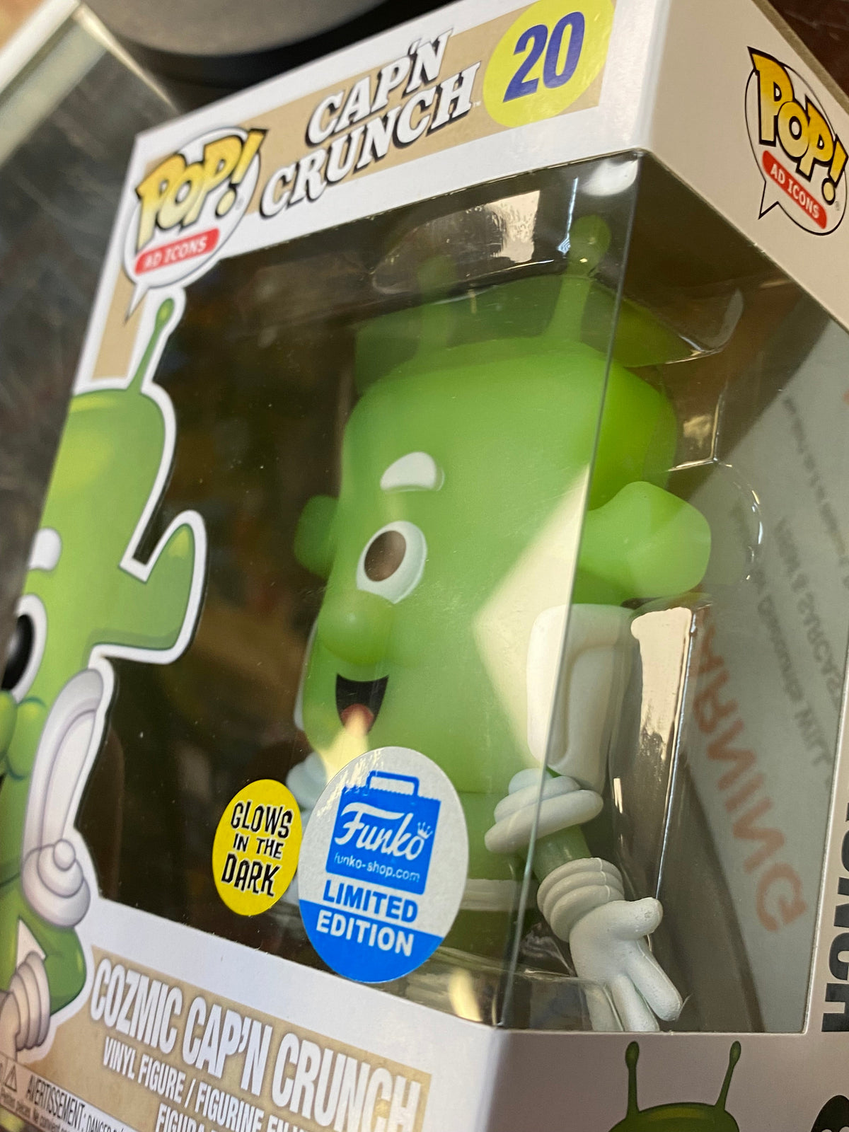 Cozmic Cap'N Crunch #20 (Funko Pop, Ad Icons) EXCLUSIVE product image 8, provided for visual reference and product detail