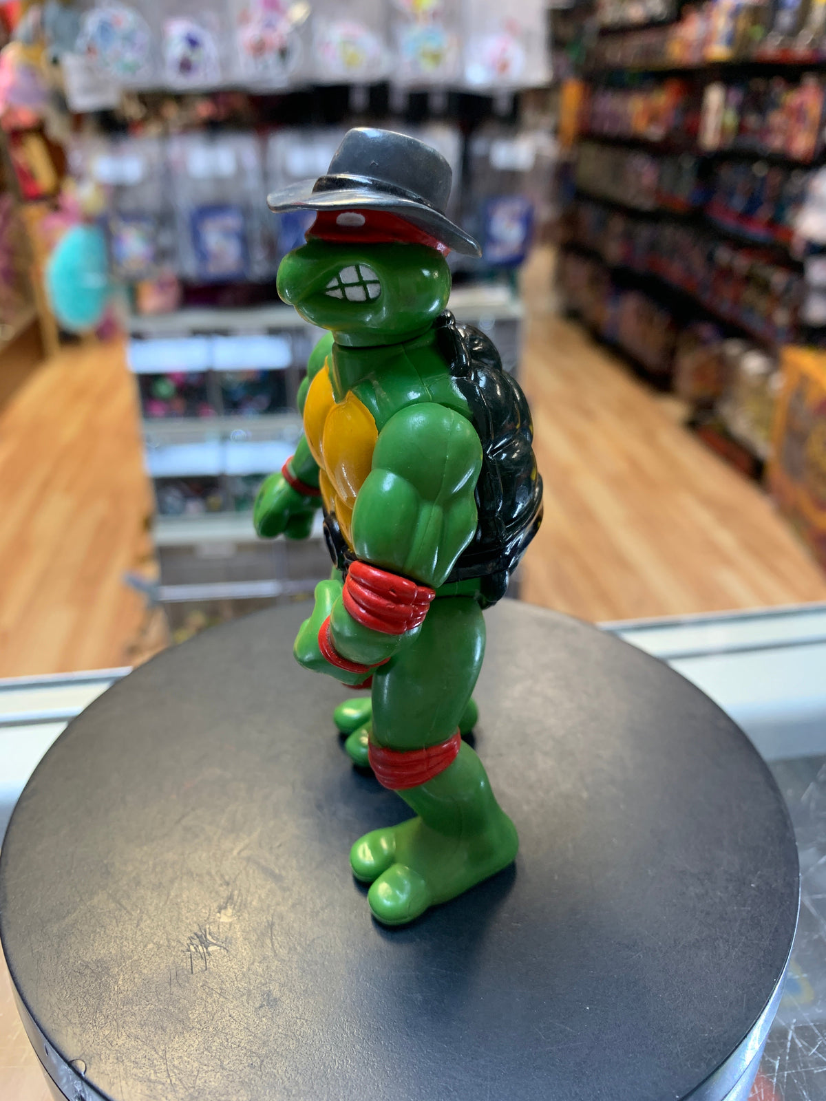 Undercover Raphael (Vintage TMNT Ninja Turtles, Playmates) product image 4, provided for visual reference and product detail