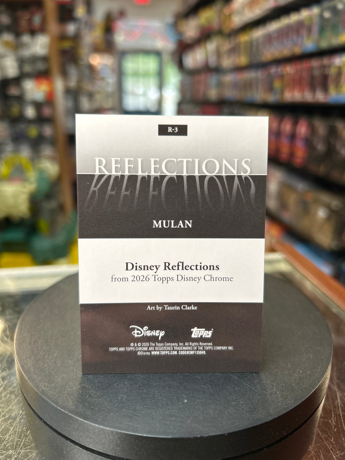 Mulan Disney Reflections R-3 (Disney, 2026 Topps Chrome) product image 2, provided for visual reference and product detail