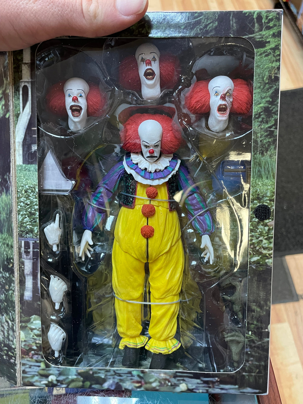 Pennywise Ultimate (NECA, IT) **SEALED** product image 3, provided for visual reference and product detail review