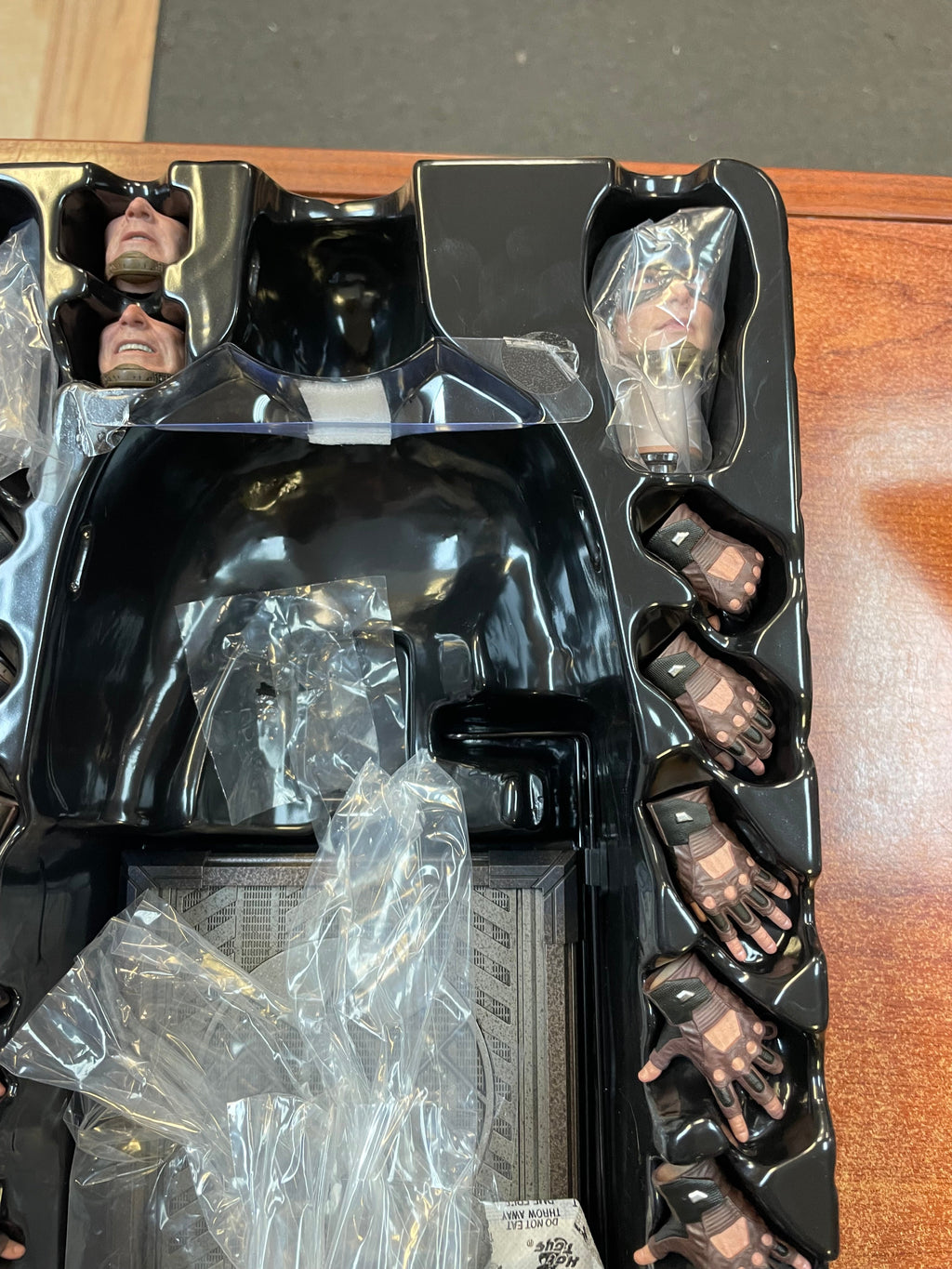 Captain America Stealth Suit 2.0 MMS783 (Captain America The Winter Soldier, Marvel, Hot Toys) **COMPLETE** product image