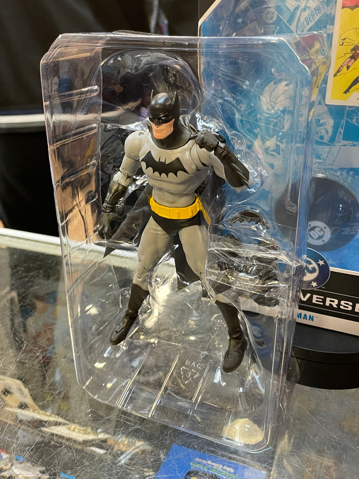 Batman Golden Age (DC Multiverse, McFarlane Toys) COMPLETE product image 3, provided for visual reference and product detail