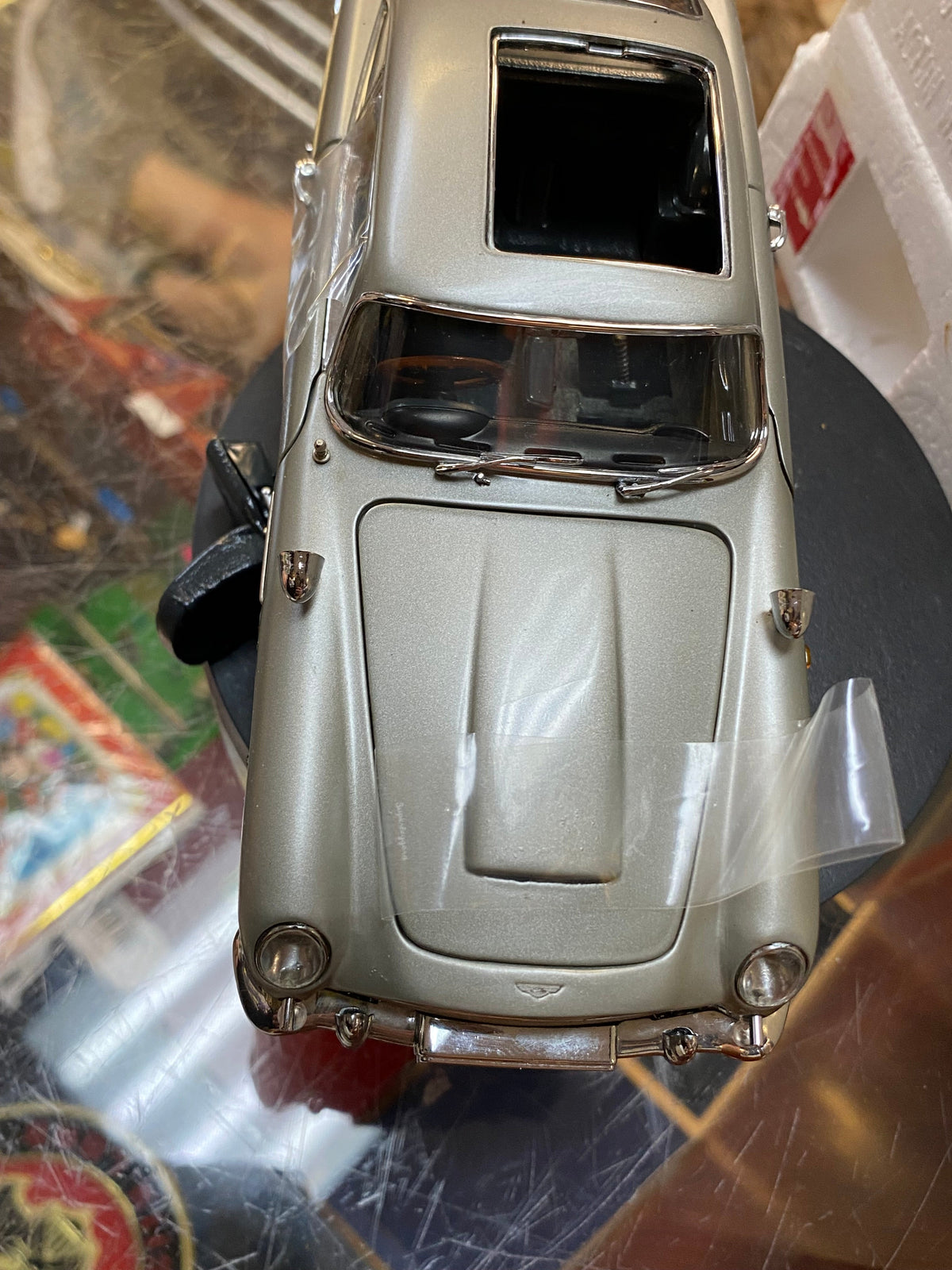 James Bond 007 Aston Martin DB5 1/24 Scale (Danbury Mint, Diecast) product image 10, provided for visual reference and