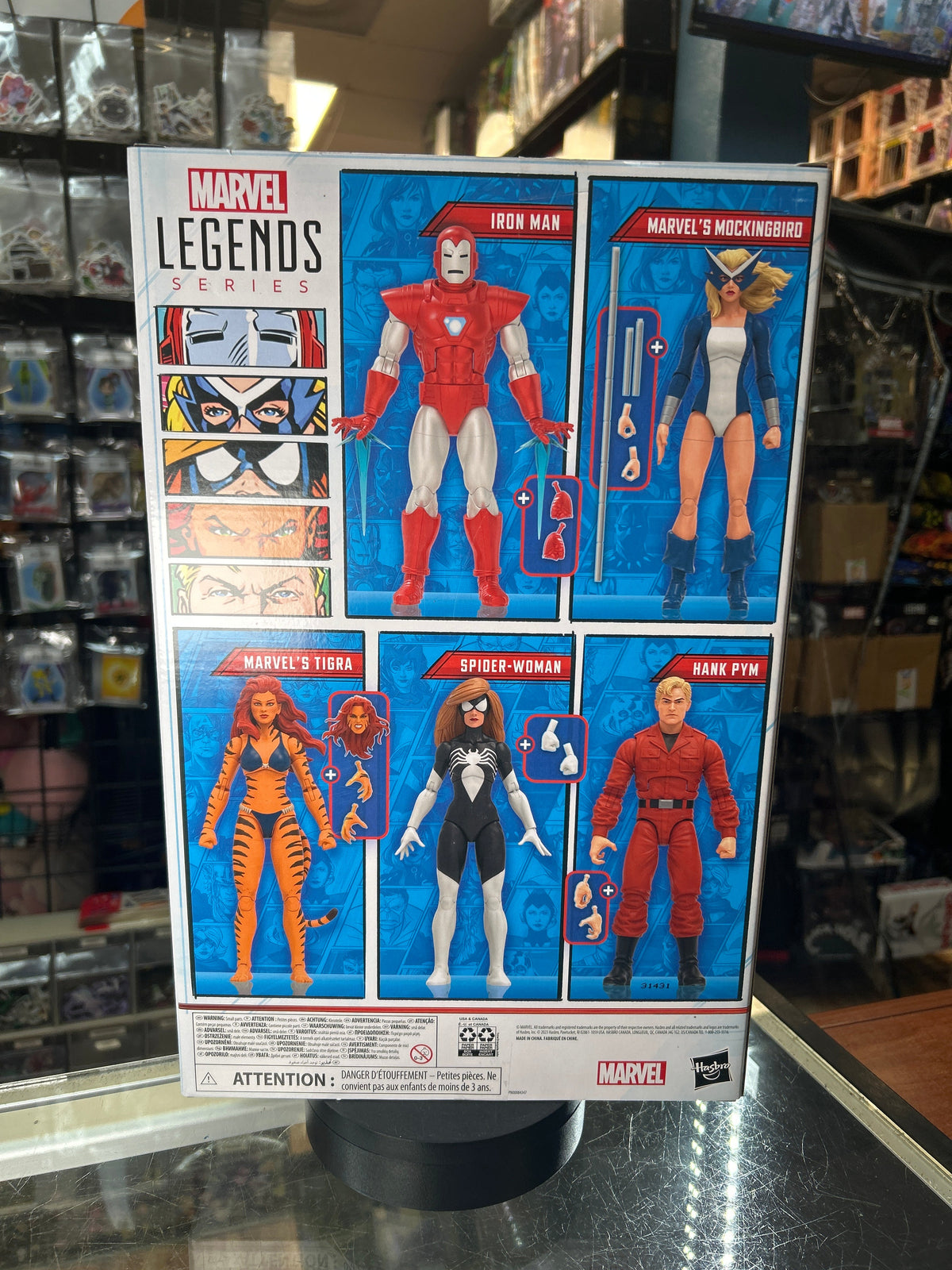 West Coast Avengers 5Pack (Marvel Legends, Hasbro) SEALED product image 4, provided for visual reference and product detail