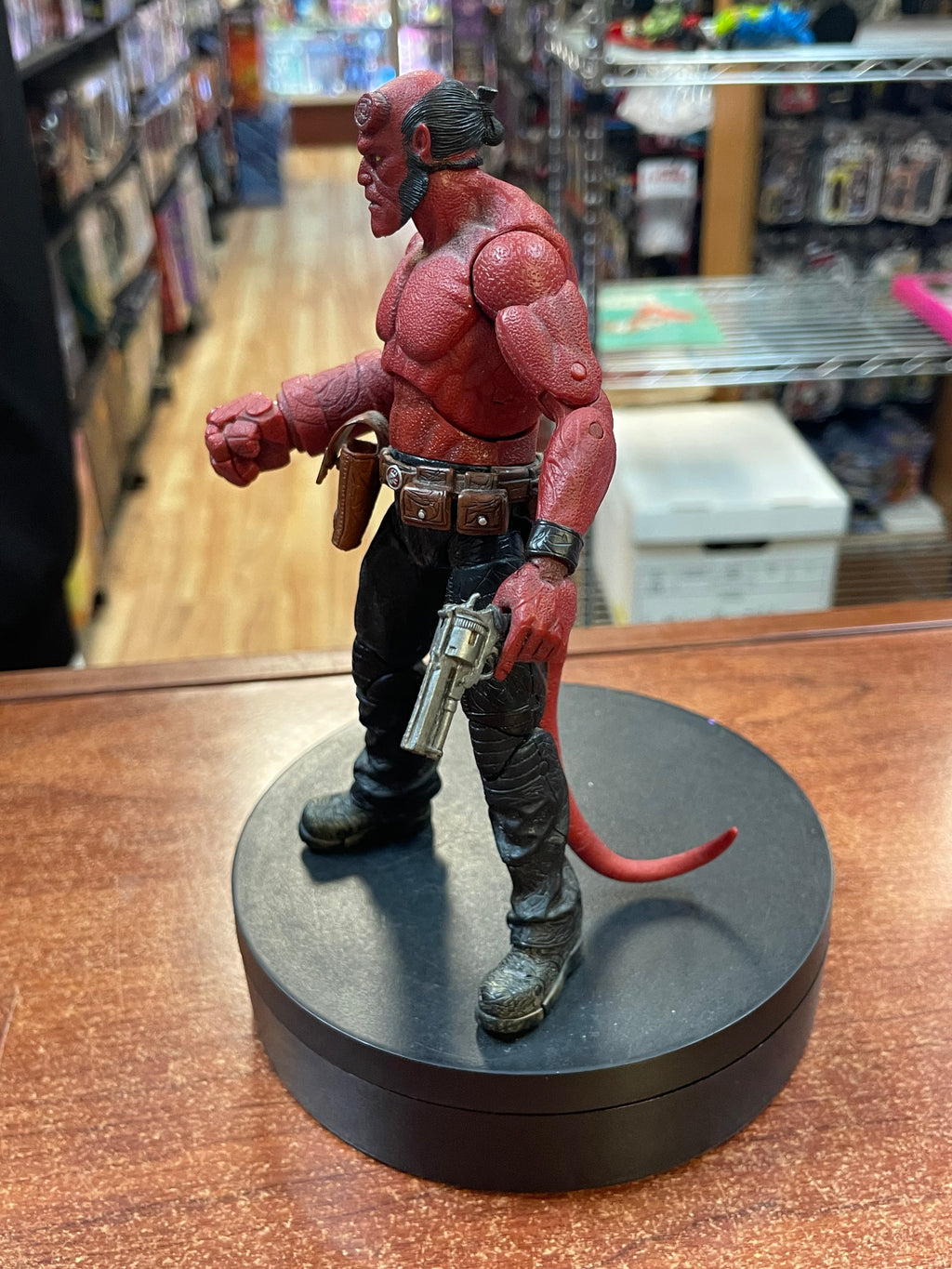 Hellboy No Horns 2007 (Hellboy, Gentle Giant) INCOMPLETE product image 2, provided for visual reference and product detail