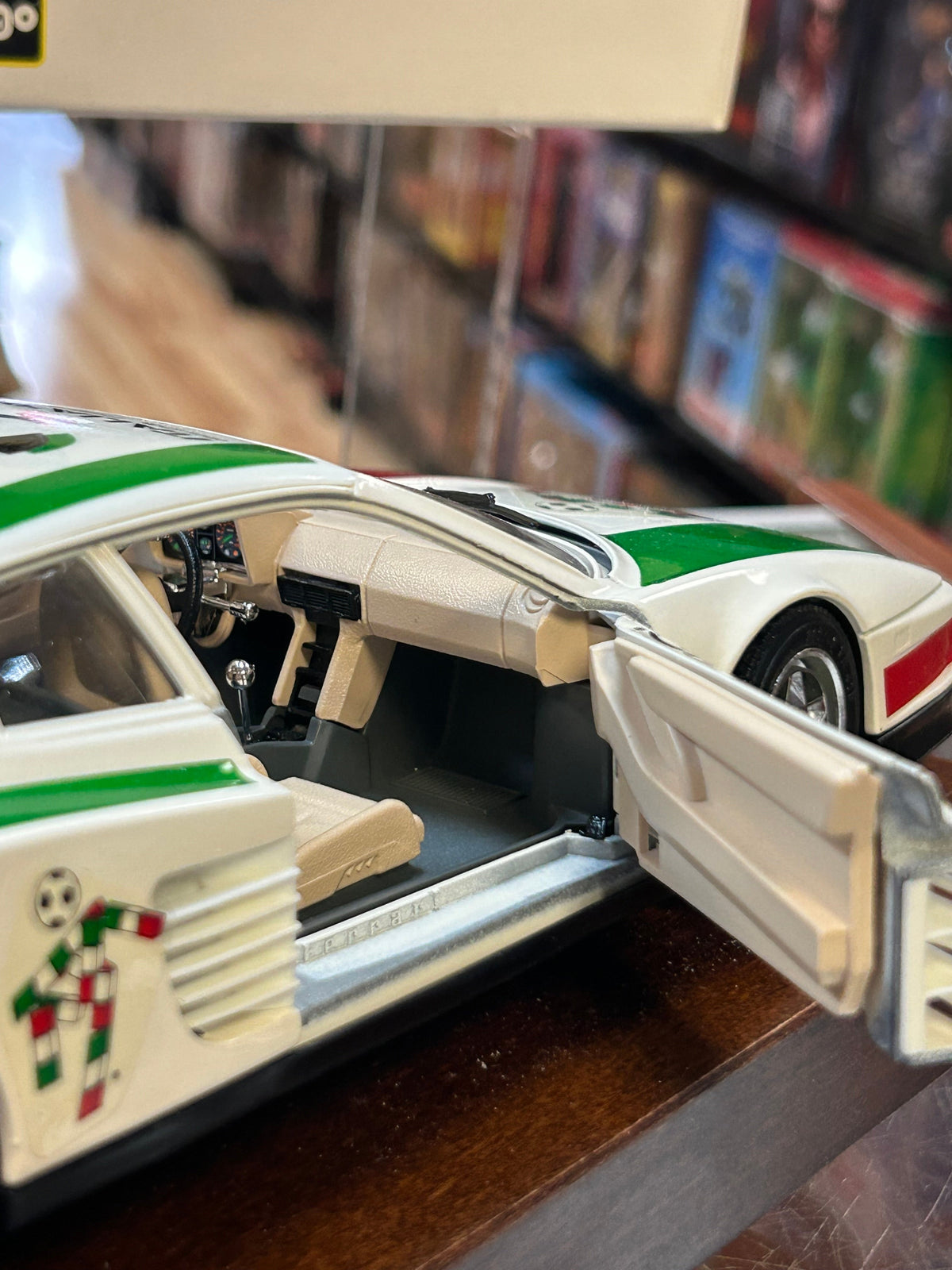 World Cup Ferrari Testarossa 1984 Diecast (Vintage Burago, Italia 90) Open Box product image 10, provided for visual