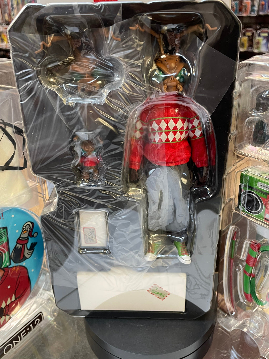 Holiday Gomez Exclusive 6" (Mezco, One:12) COMPLETE product image 2, provided for visual reference and product detail review