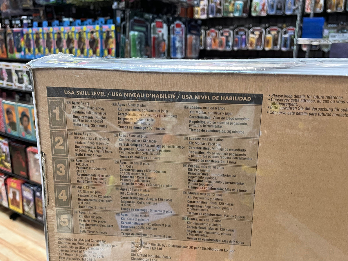 B-17G Flying Fortress 1:48 #85-5600 (Revell Monogram, Model Kit) SEALED product image 6, provided for visual reference and