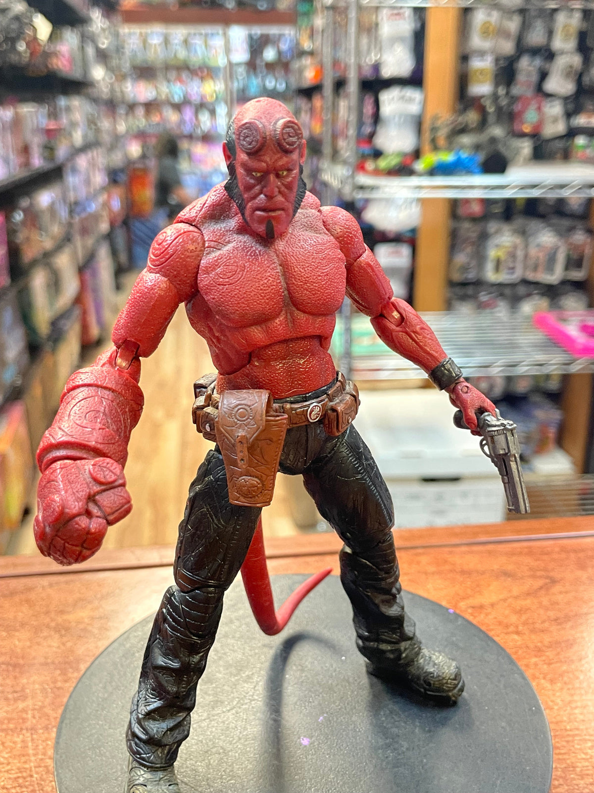Hellboy No Horns 2007 (Hellboy, Gentle Giant) INCOMPLETE product image 5, provided for visual reference and product detail