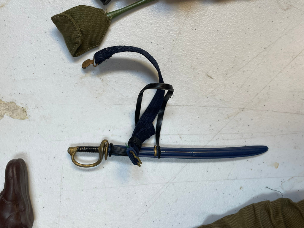 Action Marine with Foot Locker (Vintage 12” GI Joe, Hasbro) **Original** product image 10, provided for visual reference and
