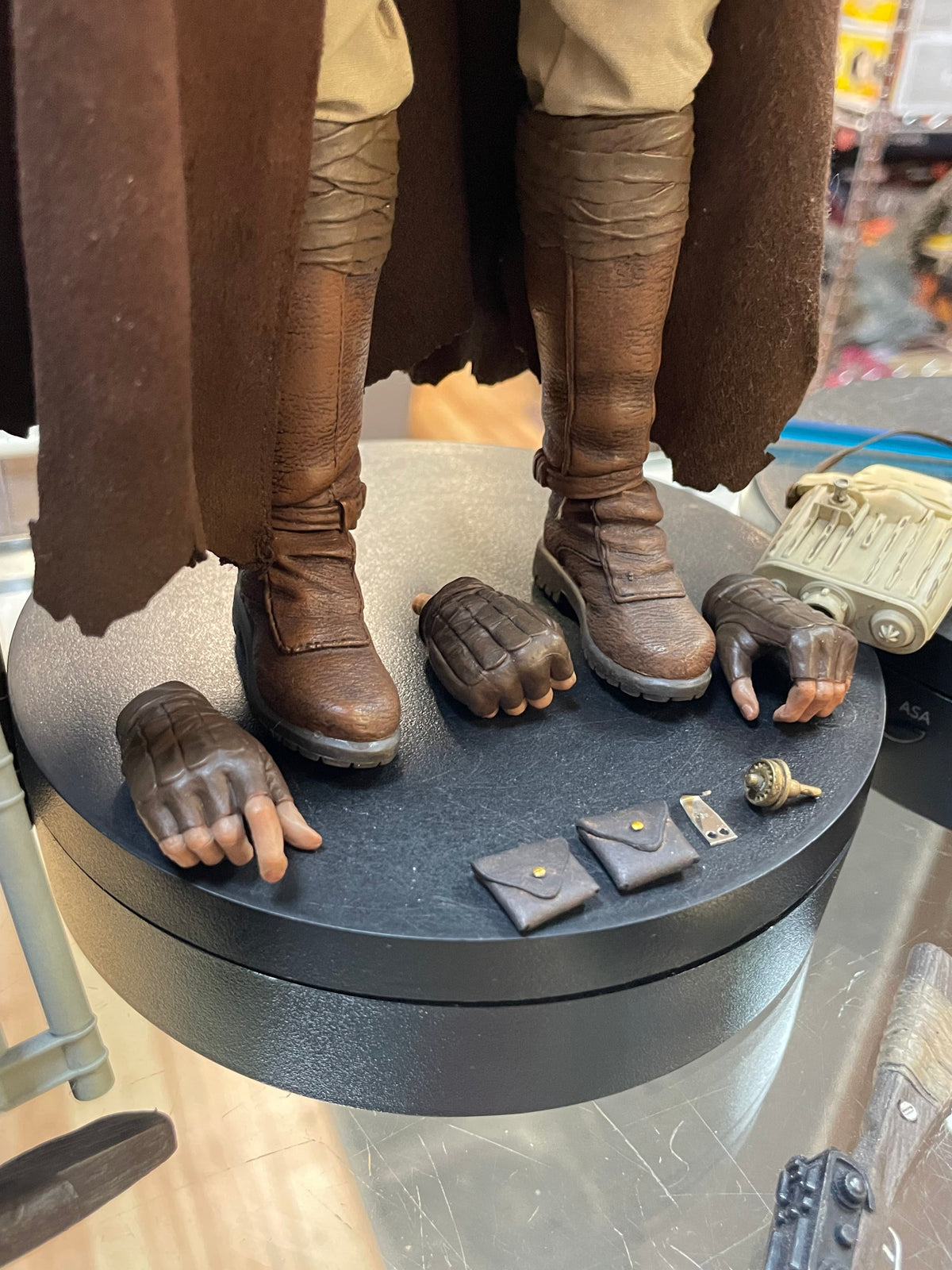 Obi Wan Kenobi Mythos 1/6 Scale (Star Wars, Sideshow) COMPLETE product image 13, provided for visual reference and product