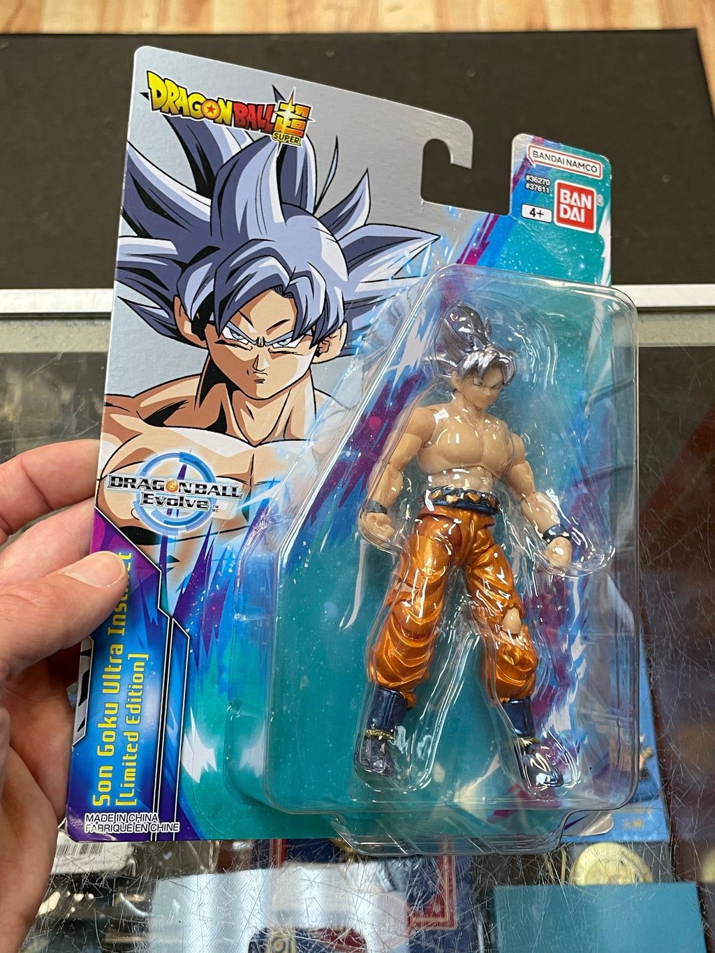 Son Goku Ultra Instinct *Limited Edition* (DragonBall Super Evolve, Bandai) SEALED product image 5, provided for visual