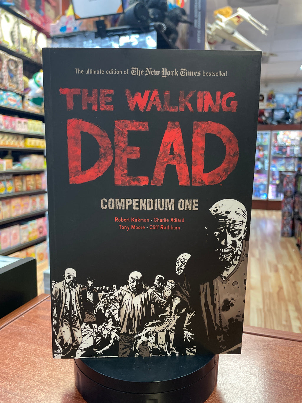 Walking Dead Compendium One (Skybound, Comics) product image 1, provided for visual reference and product detail review