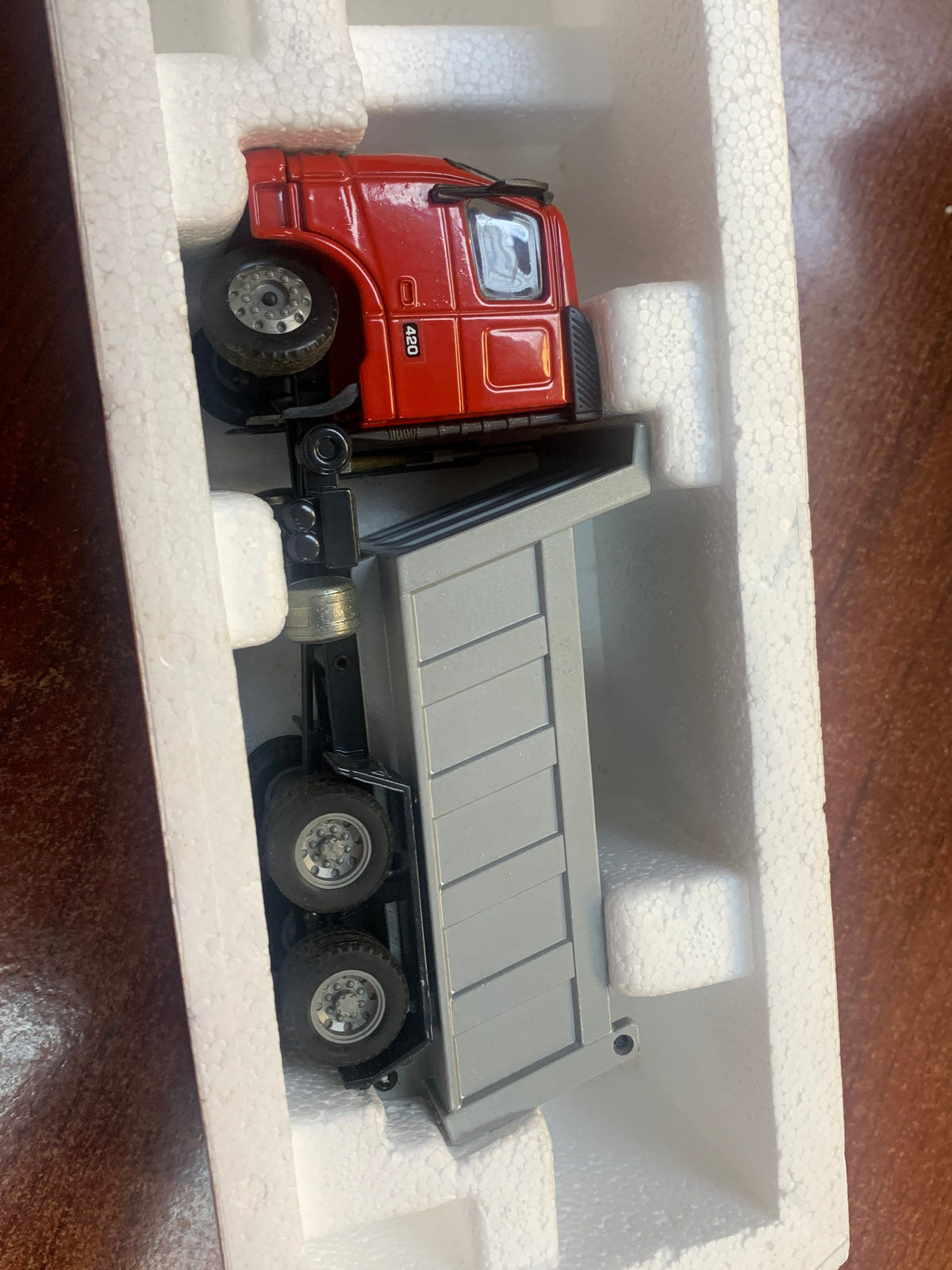 Volvo FH12-420 Dumptruck 1/50 Scale( Vintage JOAL, Compact) product image 11, provided for visual reference and product