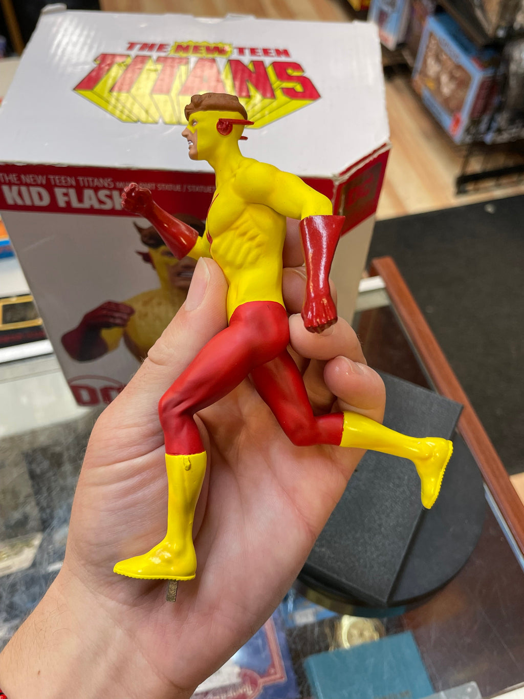 Kid Flash 6” Statue (DC Collectibles, DC Direct, The New Teen Titans) COMPLETE product image 6, provided for visual