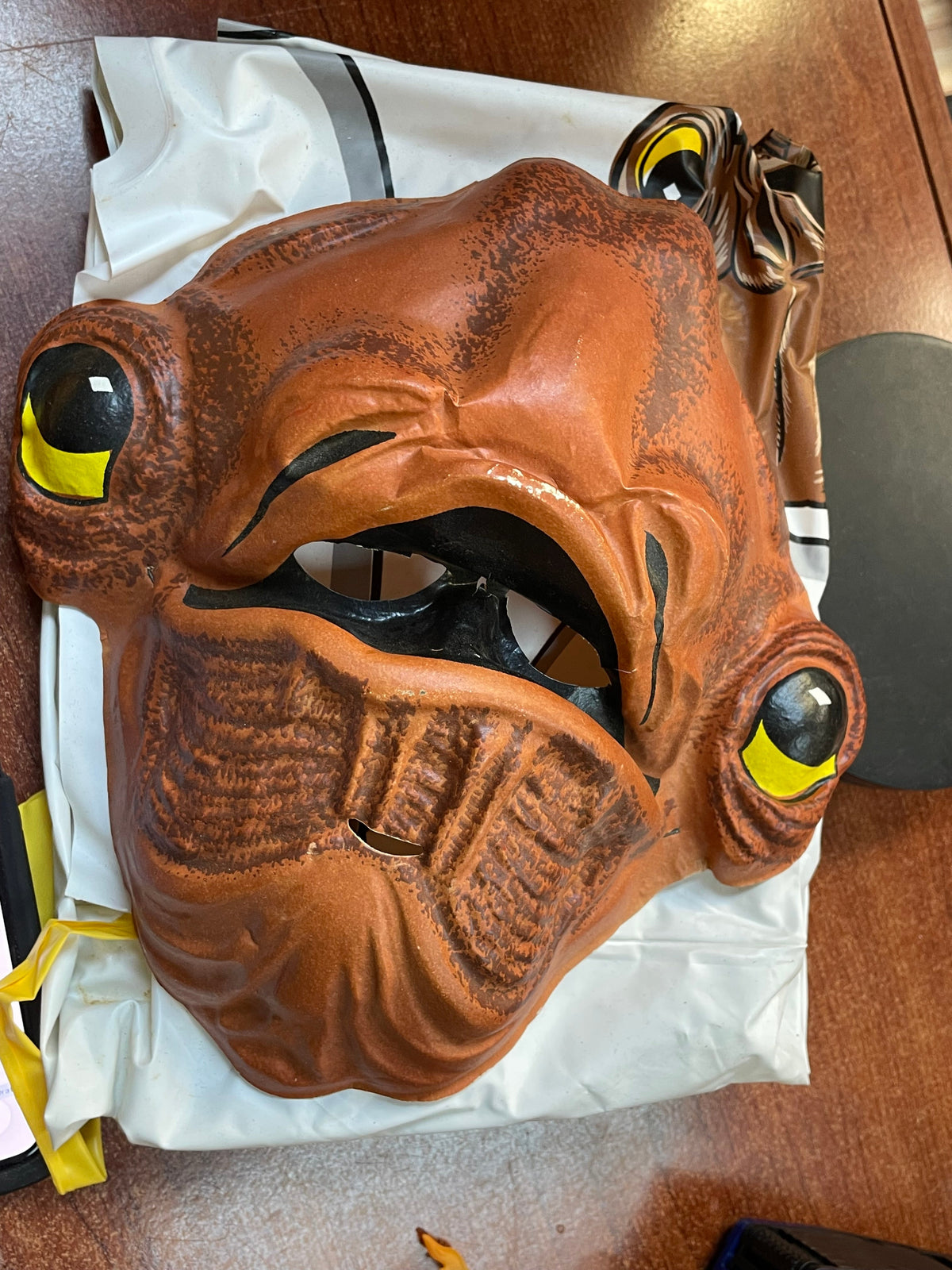 Admiral Ackbar Costume & Mask (Vintage Star Wars ROTF, Ben Cooper) OPEN BOX product image 10, provided for visual reference
