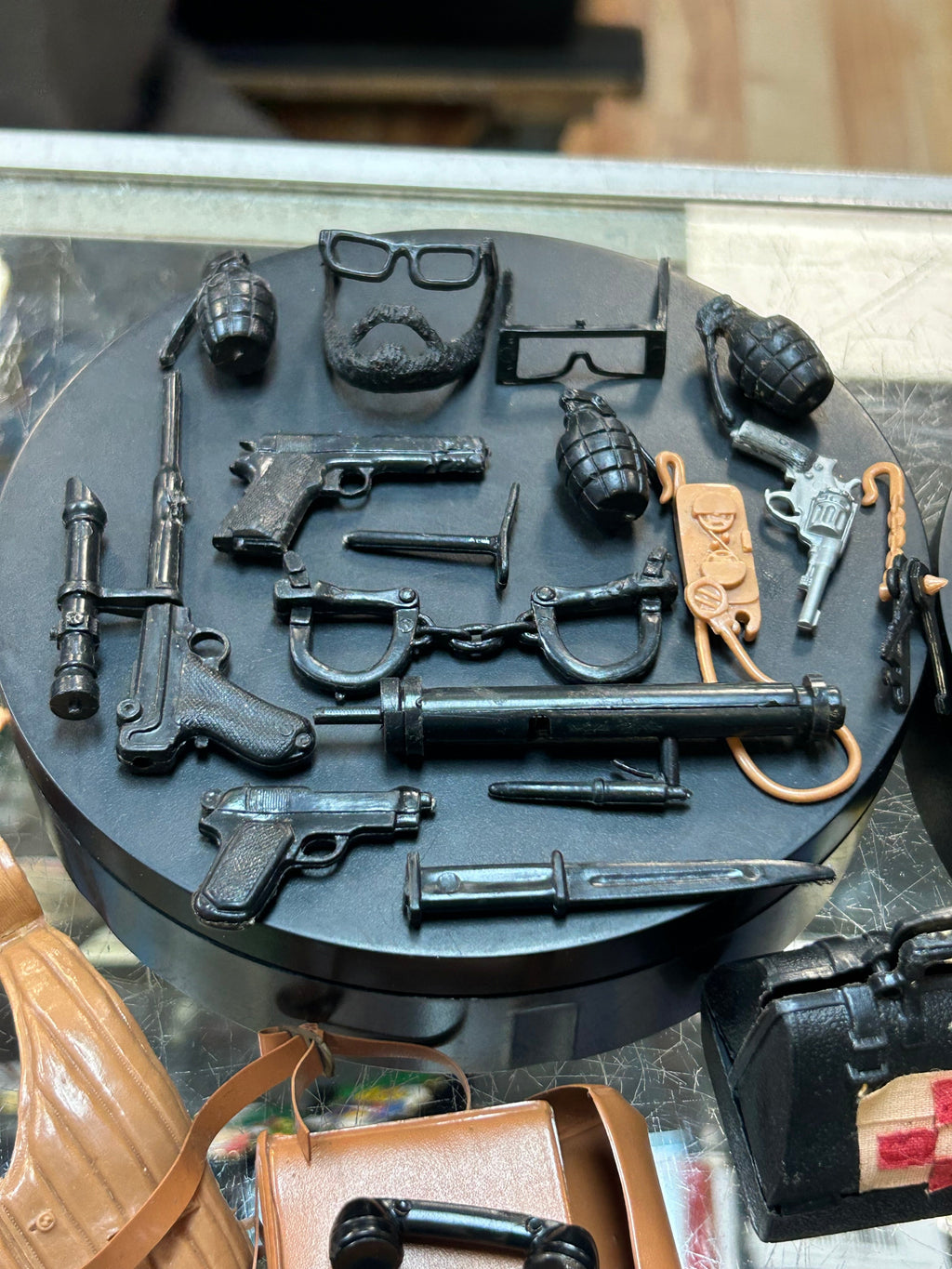 Double Agent with Accessories (Vintage Mike Hazard, Marx Toys) Loose product image 8, provided for visual reference and