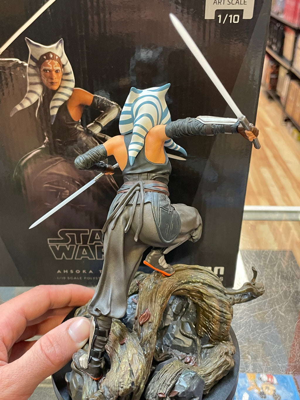 Ahsoka Tano 1/10 Polystone Statue BDS Art Scale (Star Wars, Iron Studios) COMPLETE product image 11, provided for visual