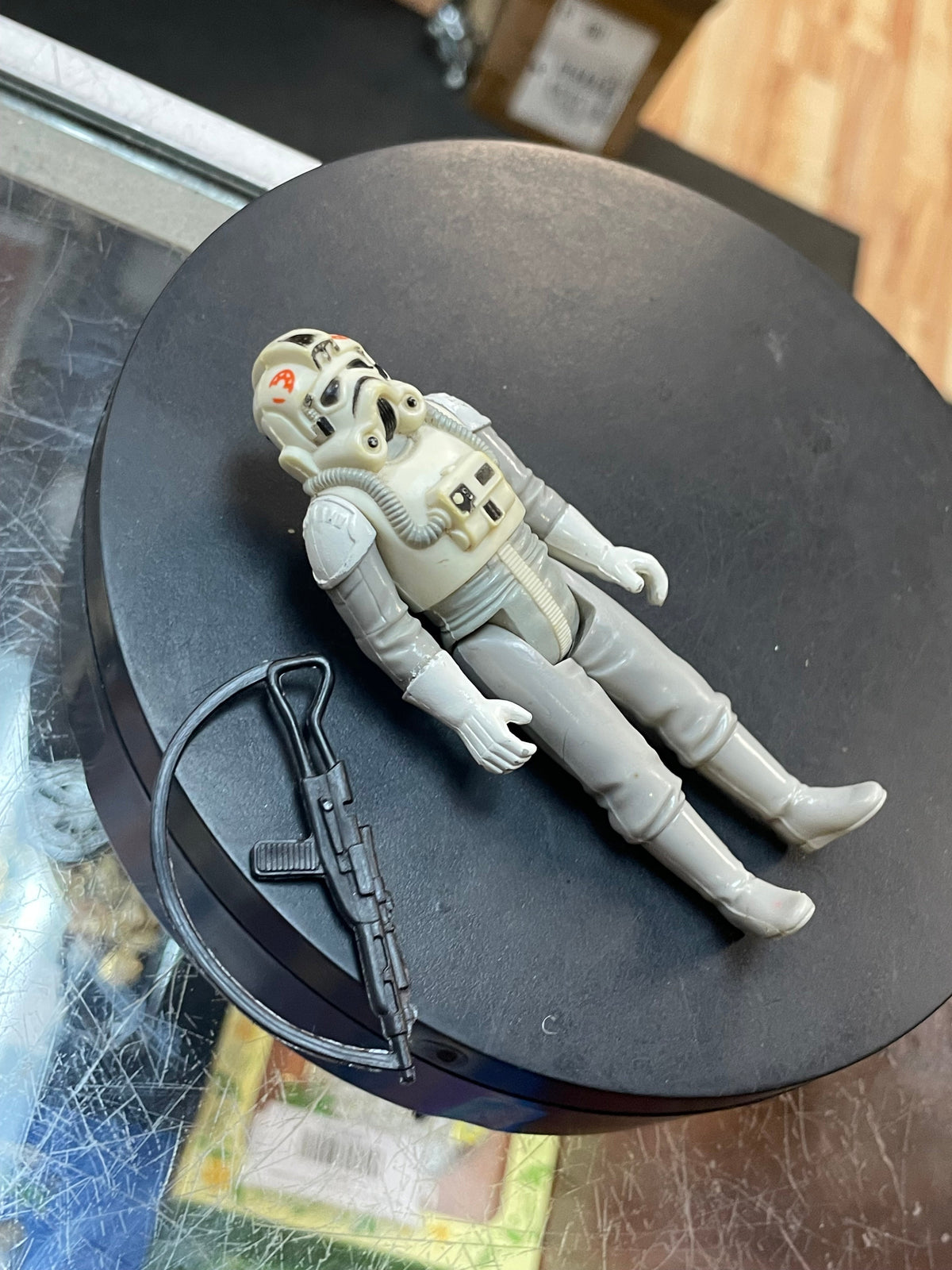 AT AT Driver 7047 (Star Wars Vintage, Kenner) COMPLETE product image 4, provided for visual reference and product detail