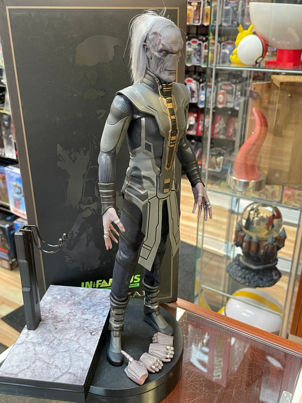 Space Wizard (Ebony Maw) IF-001 (Infamous 1/6th Scale, Avengers Endgame) OPEN BOX product image 3, provided for visual