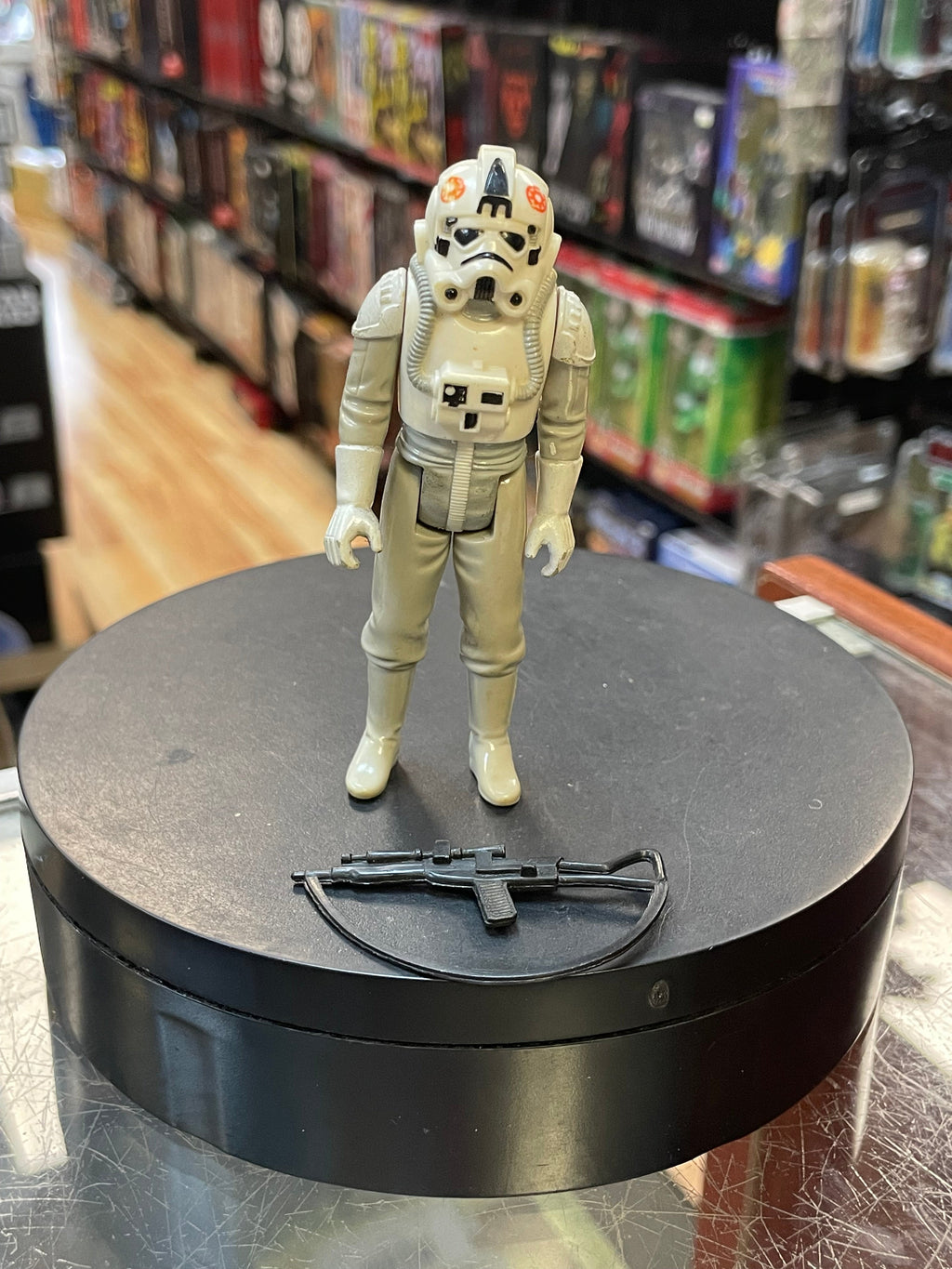 AT AT Driver 7050 (Star Wars Vintage, Kenner) COMPLETE product image 1, provided for visual reference and product detail
