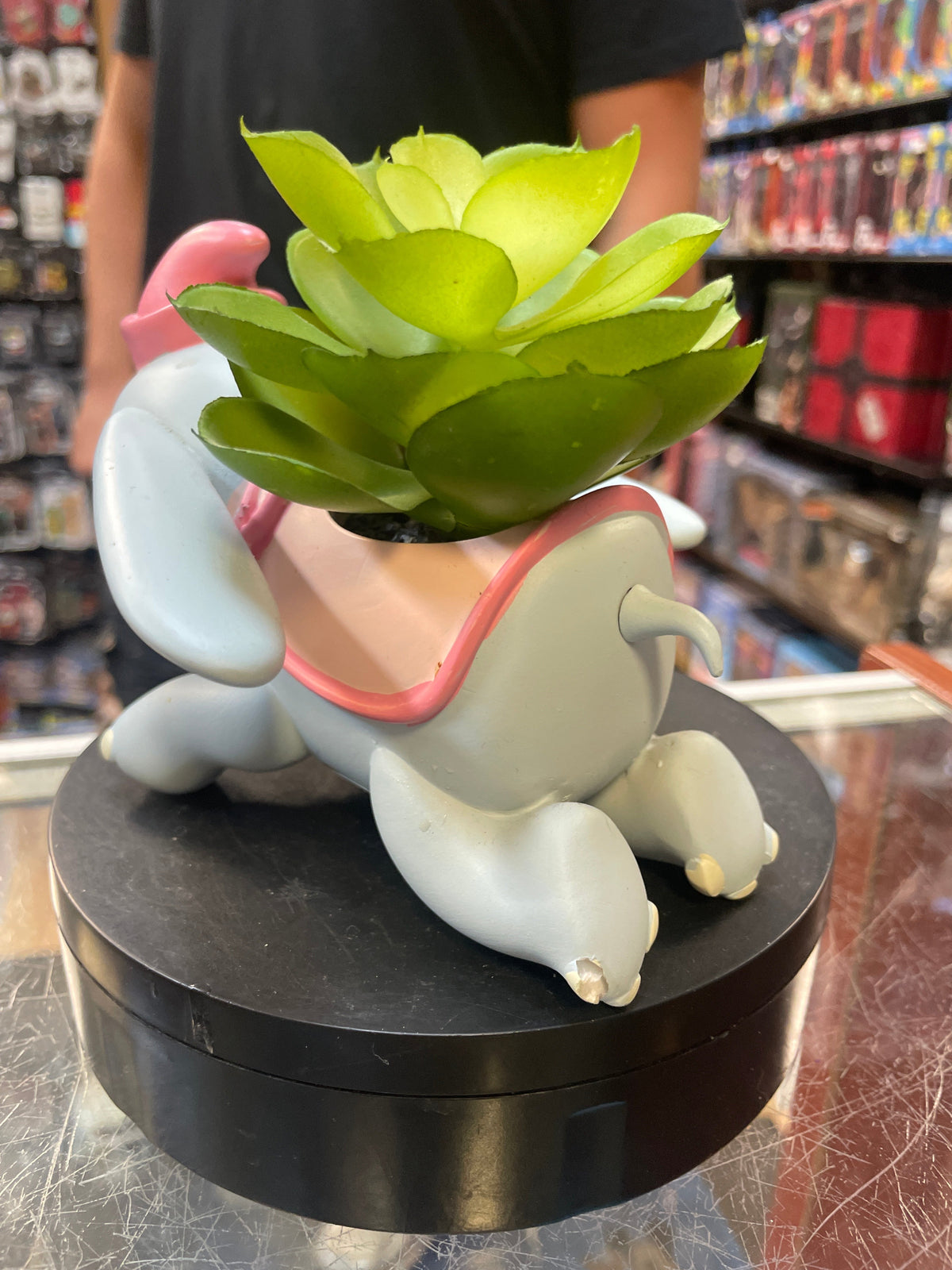 Dumbo Attraction Succulent Statue (Walt Disney, Dumbo) product image 3, provided for visual reference and product detail