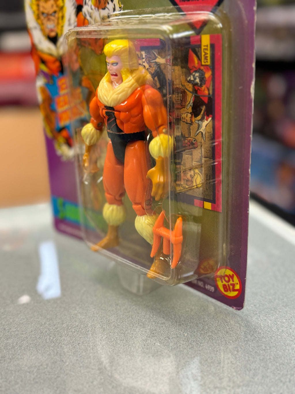 Uncanny SabreTooth 2149 (Vintage Marvel X-Men, Toybiz) SEALED product image 9, provided for visual reference and product
