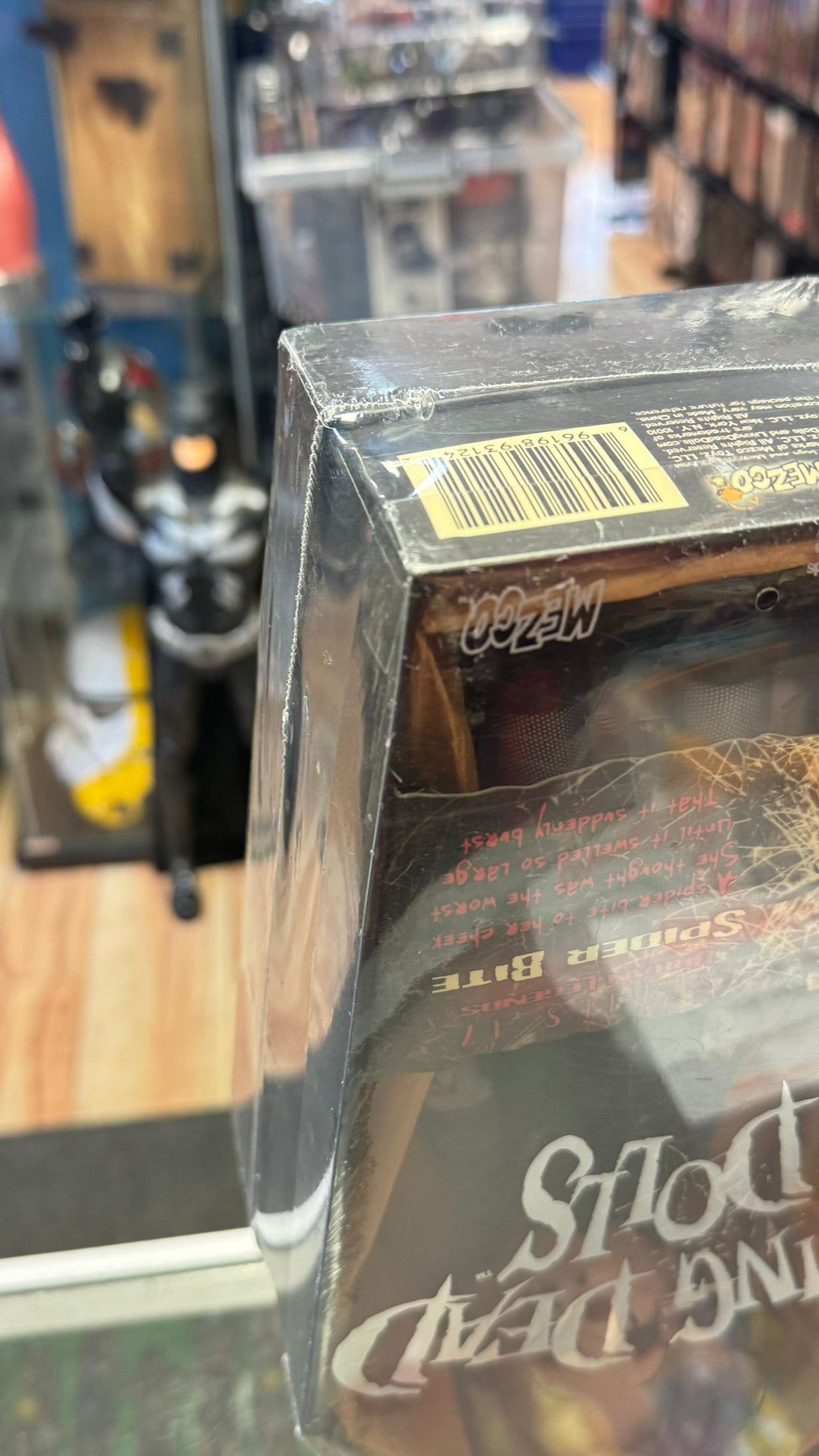 Soider Bute (Living Dead Dolls LDD, Vintage Mezco) SEALED product image 9, provided for visual reference and product detail