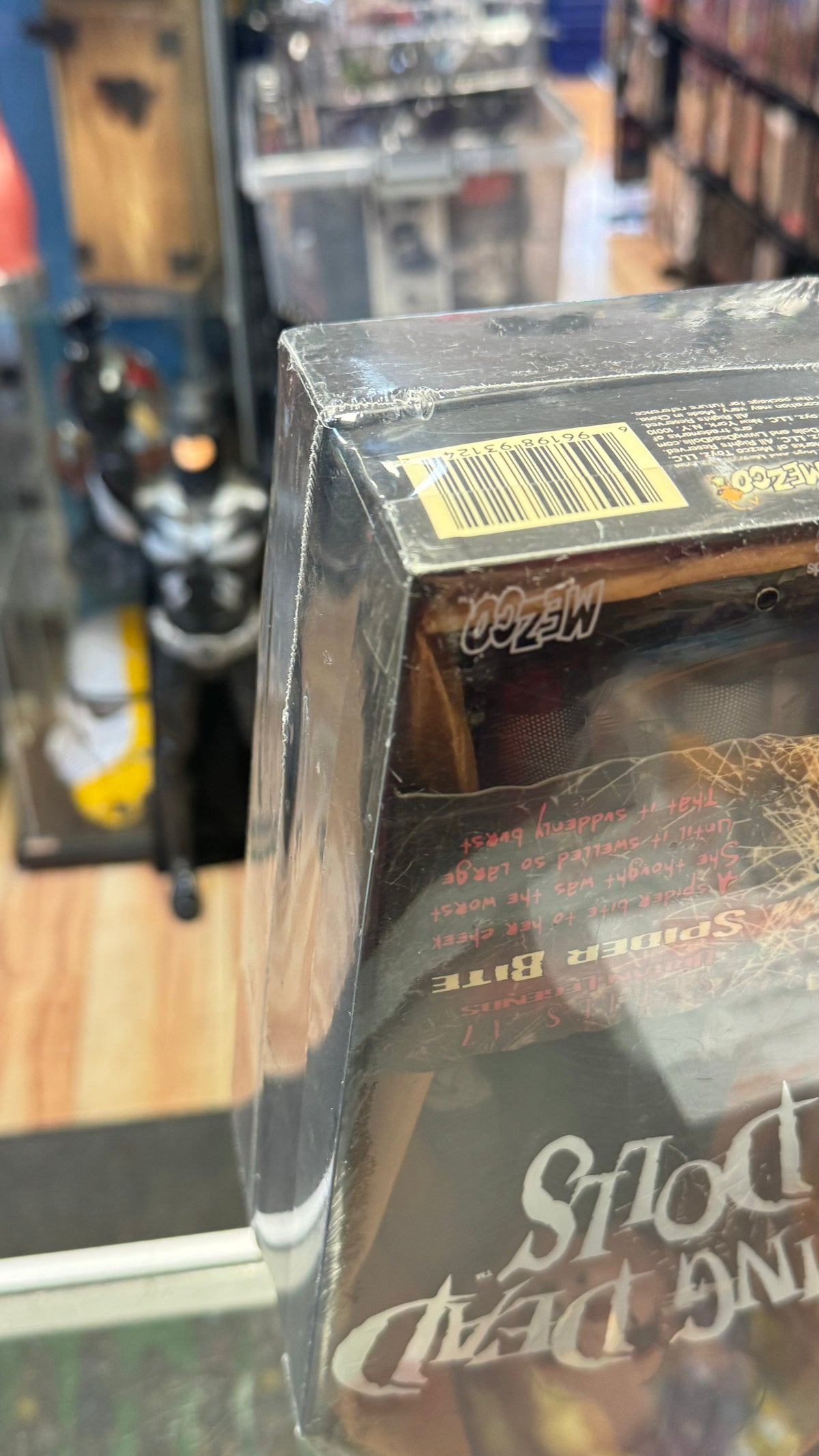 Soider Bute (Living Dead Dolls LDD, Vintage Mezco) SEALED product image 9, provided for visual reference and product detail