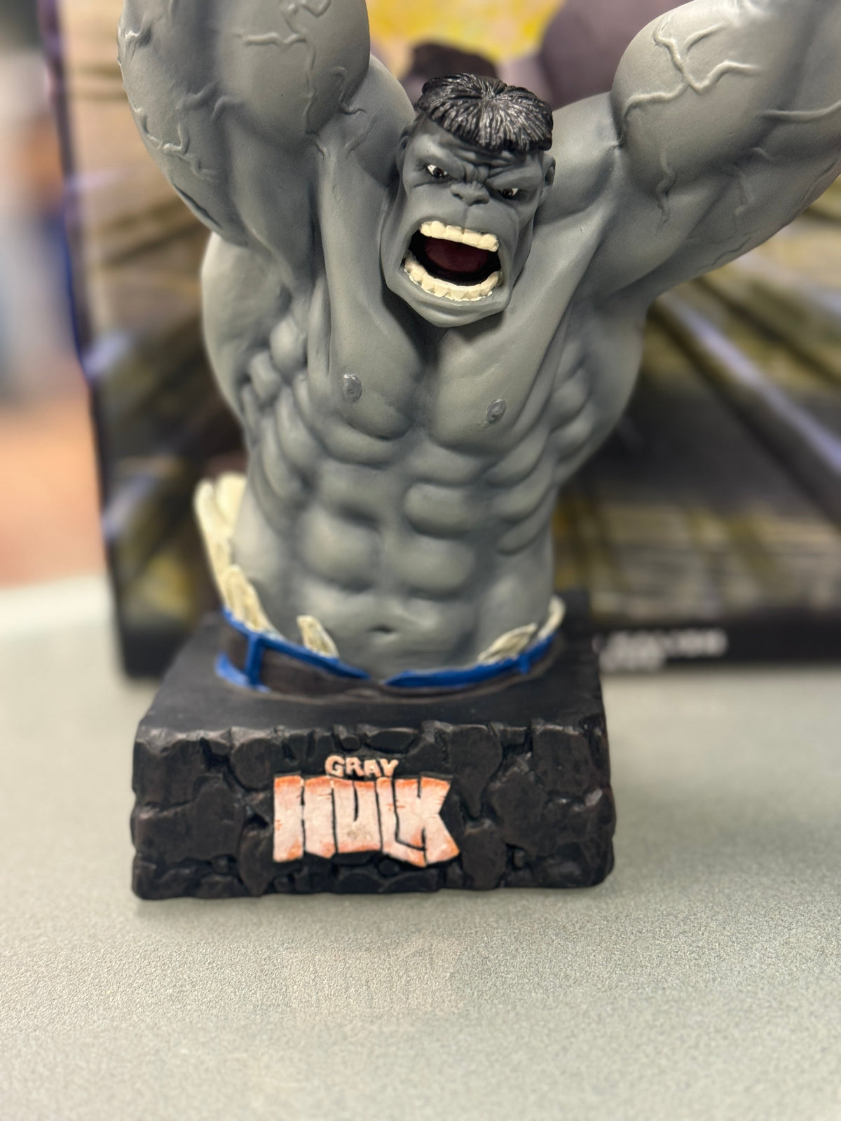 Grey Hulk Statue (Marvel Incredible Hulk, Dynamic Forces) Open Box product image 3, provided for visual reference and