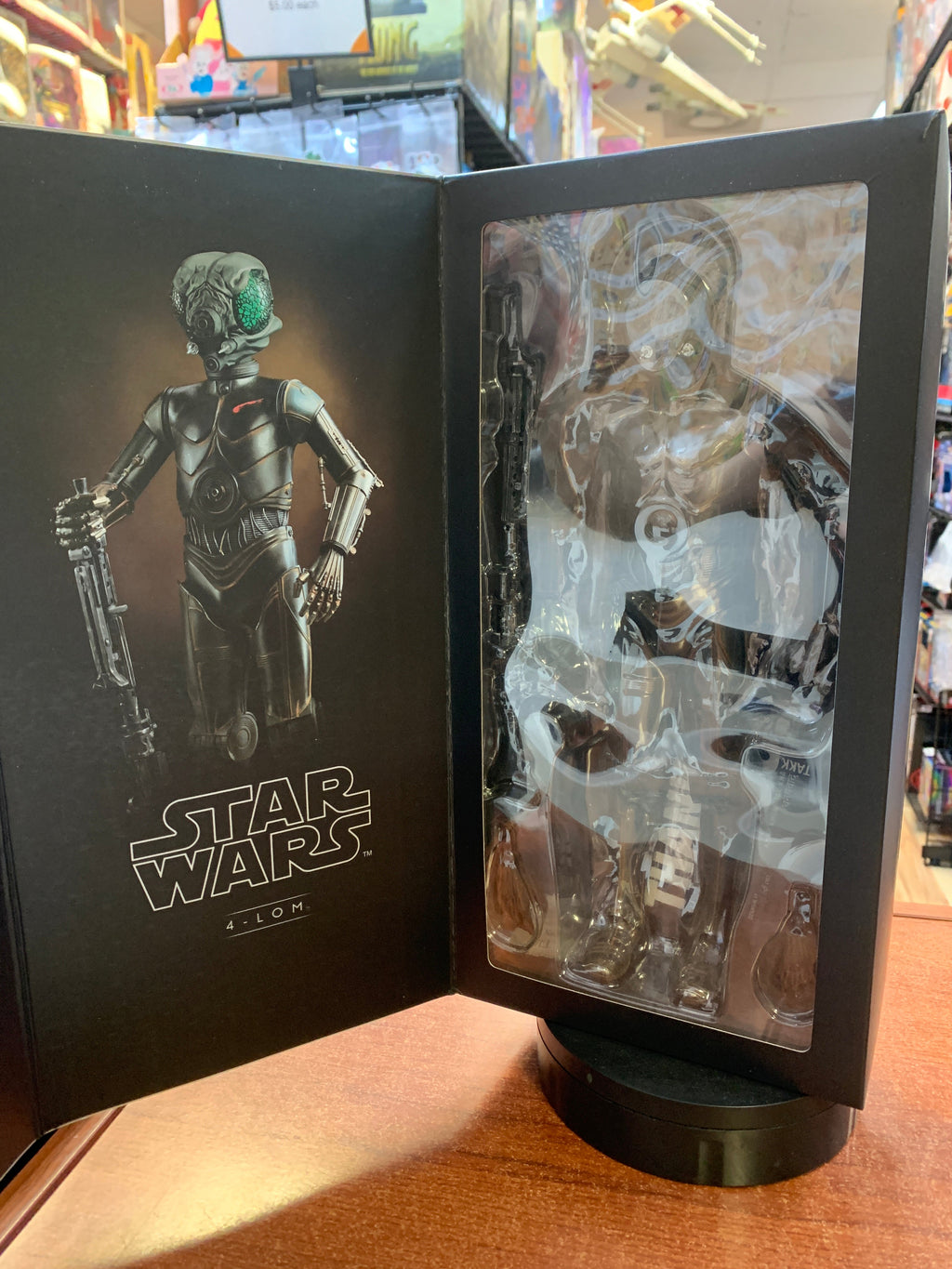 4-LOM 1/6 (Star Wars, Sideshow) COMPLETE product image 3, provided for visual reference and product detail review