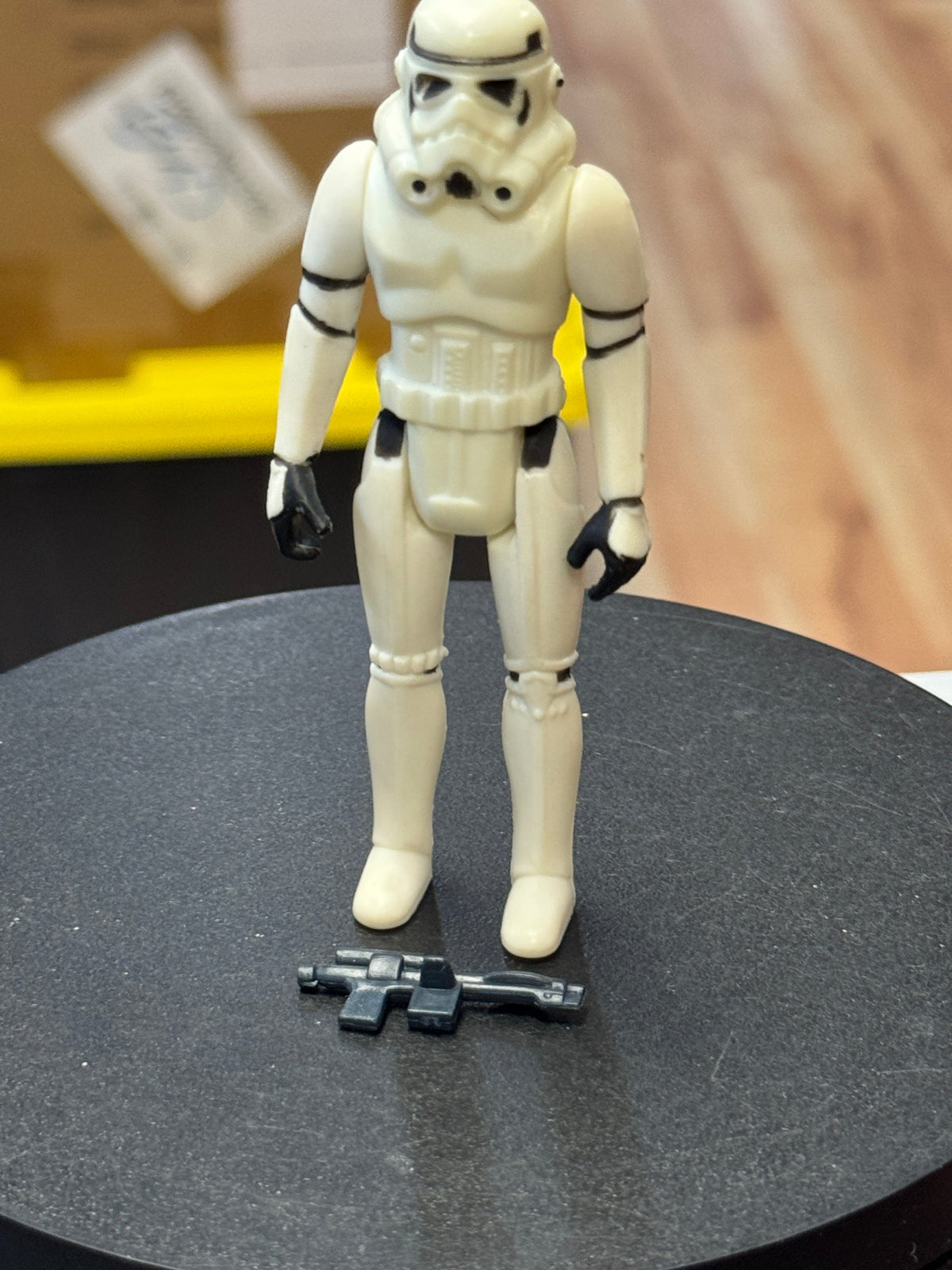 Imperial Stormtrooper CHINA 4373 (Star Wars Vintage, Kenner) COMPLETE product image 4, provided for visual reference and