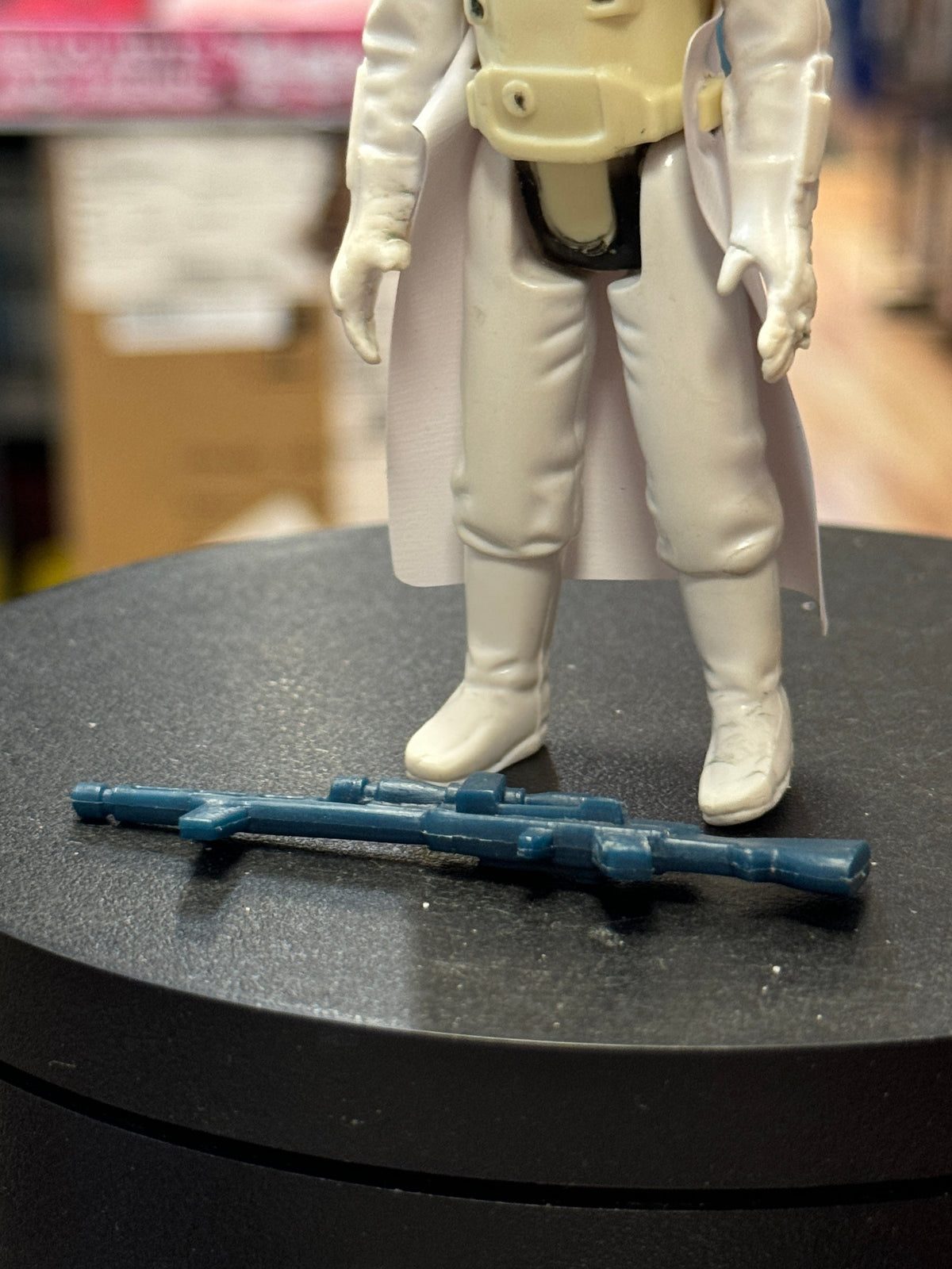 Snowtrooper with Repro Cape 4380 (Star Wars Vintage, Kenner) COMPLETE product image 4, provided for visual reference and