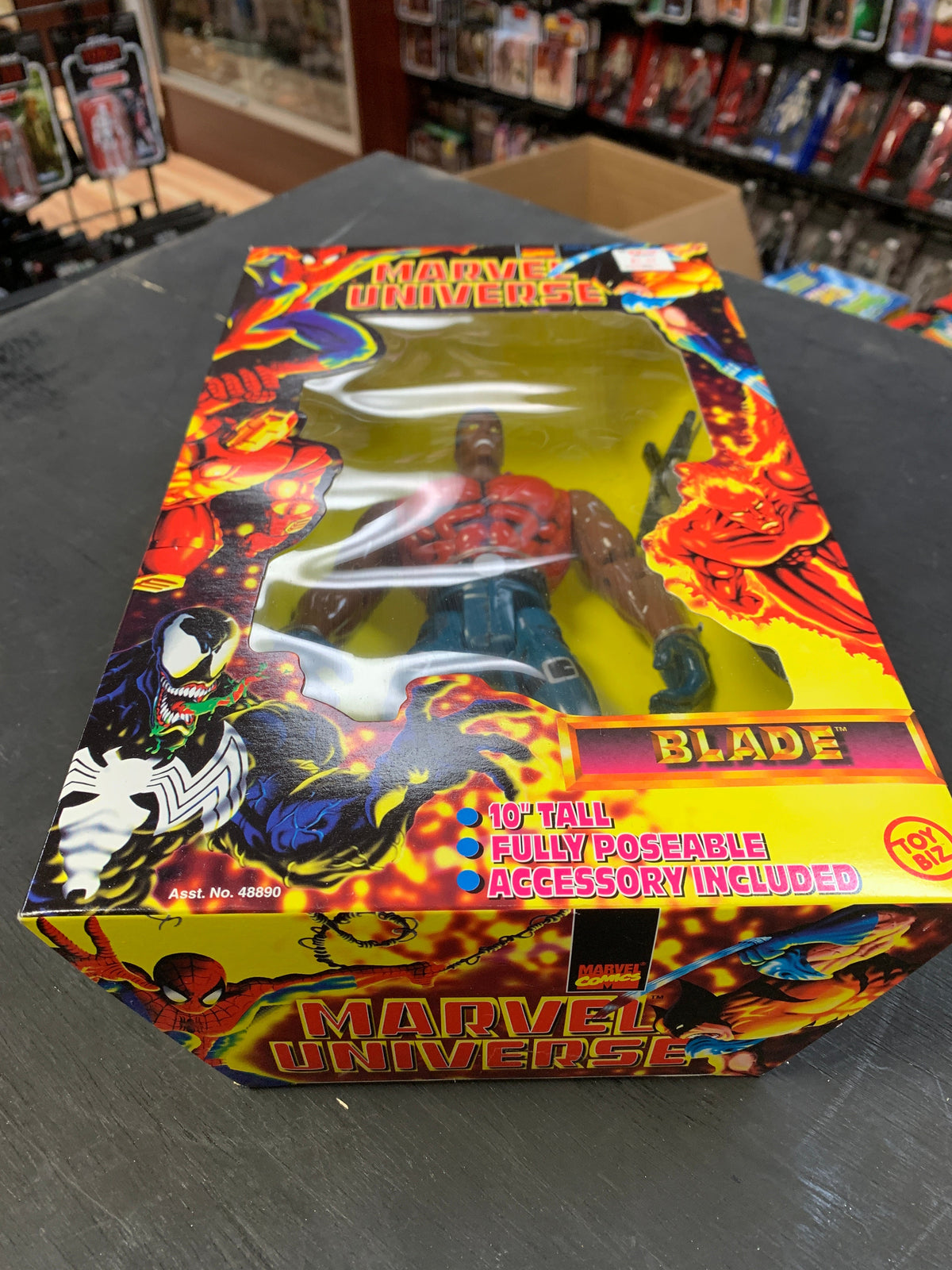 Blade 10" Deluxe (Vintage Marvel Universe, Toybiz) product image 3, provided for visual reference and product detail review