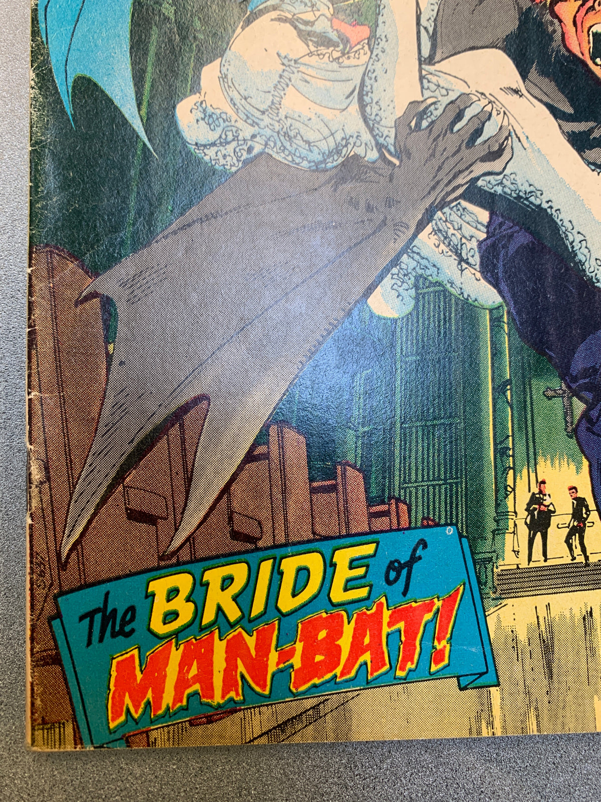The Bride Of Man-Bat! #407 (DC Comics, Detective Comics) product image 5, provided for visual reference and product detail