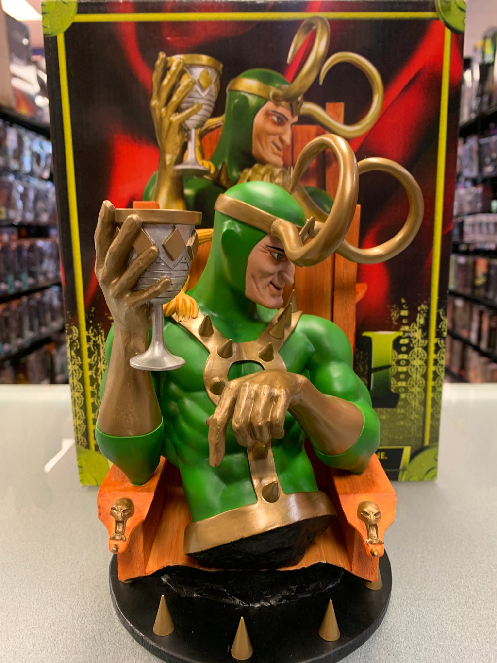 Loki 9” Bust (Dynamic Forces, Marvel) Open Box product image 1, provided for visual reference and product detail review