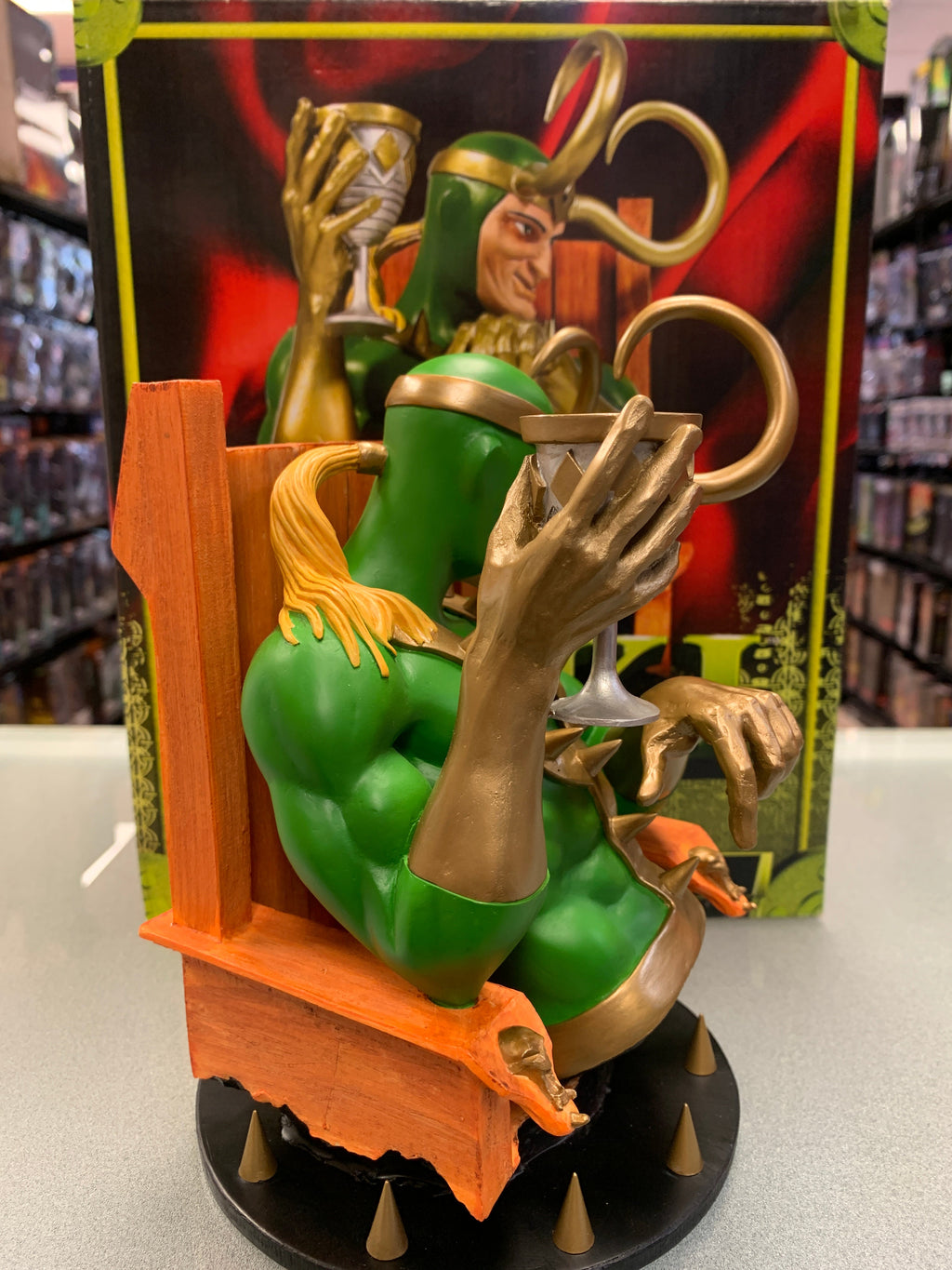 Loki 9” Bust (Dynamic Forces, Marvel) Open Box product image 2, provided for visual reference and product detail review