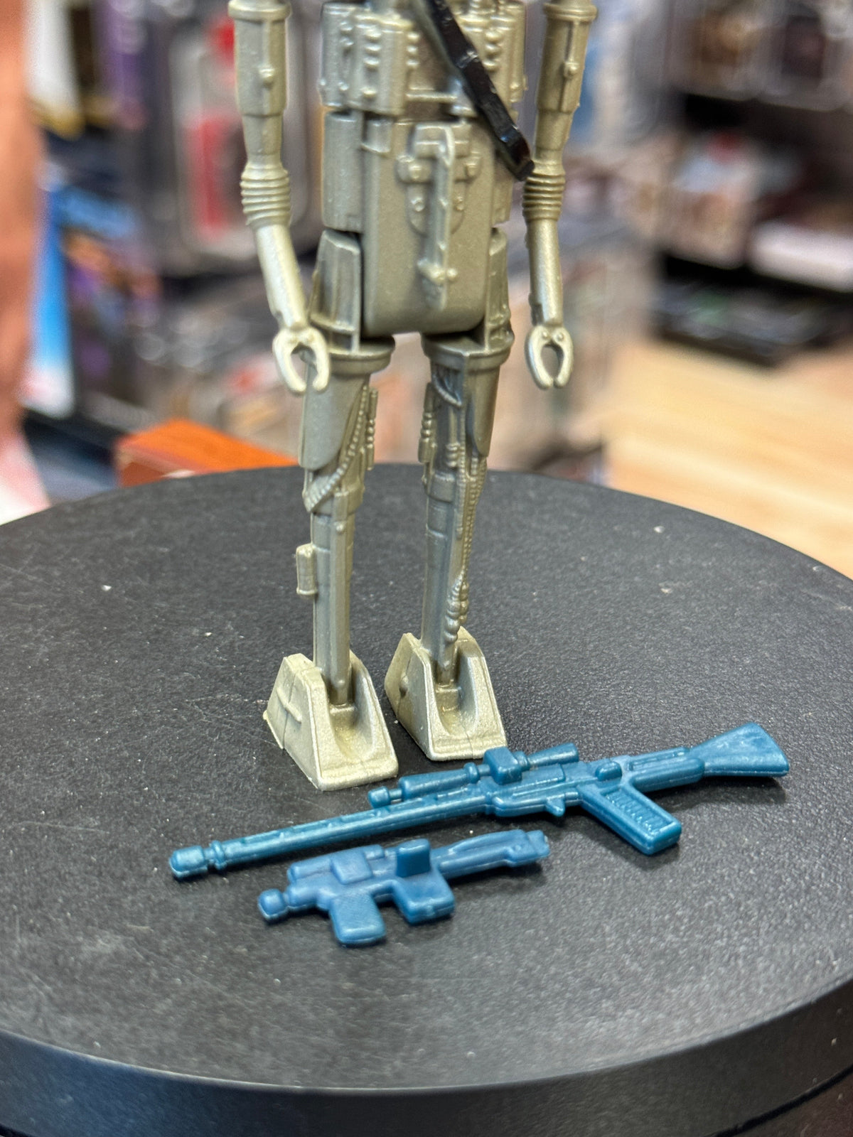 IG-88 5642 (Vintage Star Wars, Kenner) COMPLETE product image 6, provided for visual reference and product detail review