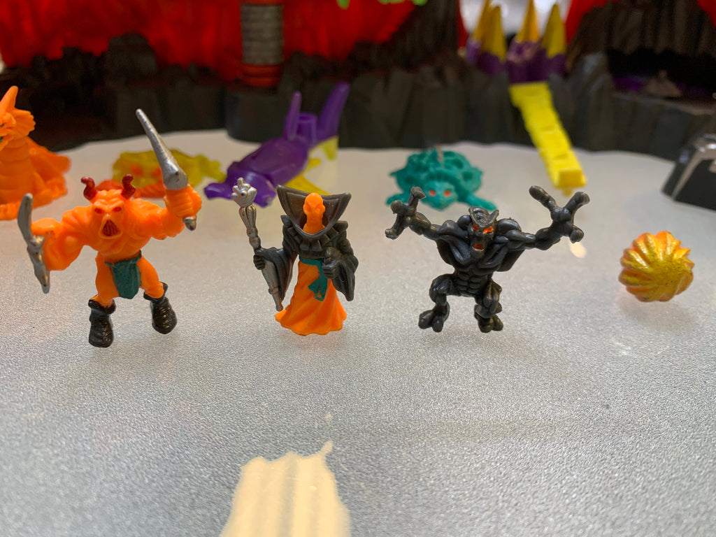 Trapped In Skull Island (Vintage Mighty Max, Bluebird) product image 2, provided for visual reference and product detail