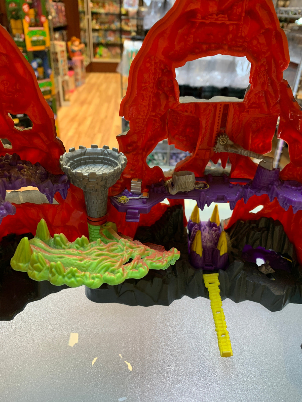 Trapped In Skull Island (Vintage Mighty Max, Bluebird) product image 10, provided for visual reference and product detail
