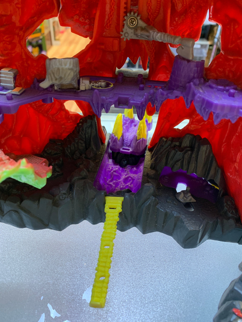 Trapped In Skull Island (Vintage Mighty Max, Bluebird) product image 12, provided for visual reference and product detail