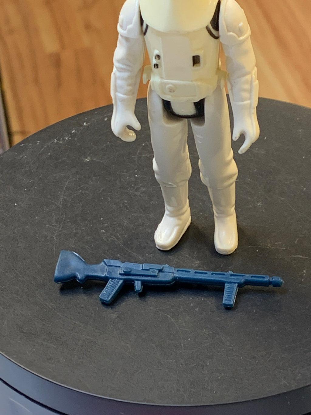 Snowtrooper 5606 (Vintage Star Wars, Kenner) COMPLETE product image 5, provided for visual reference and product detail